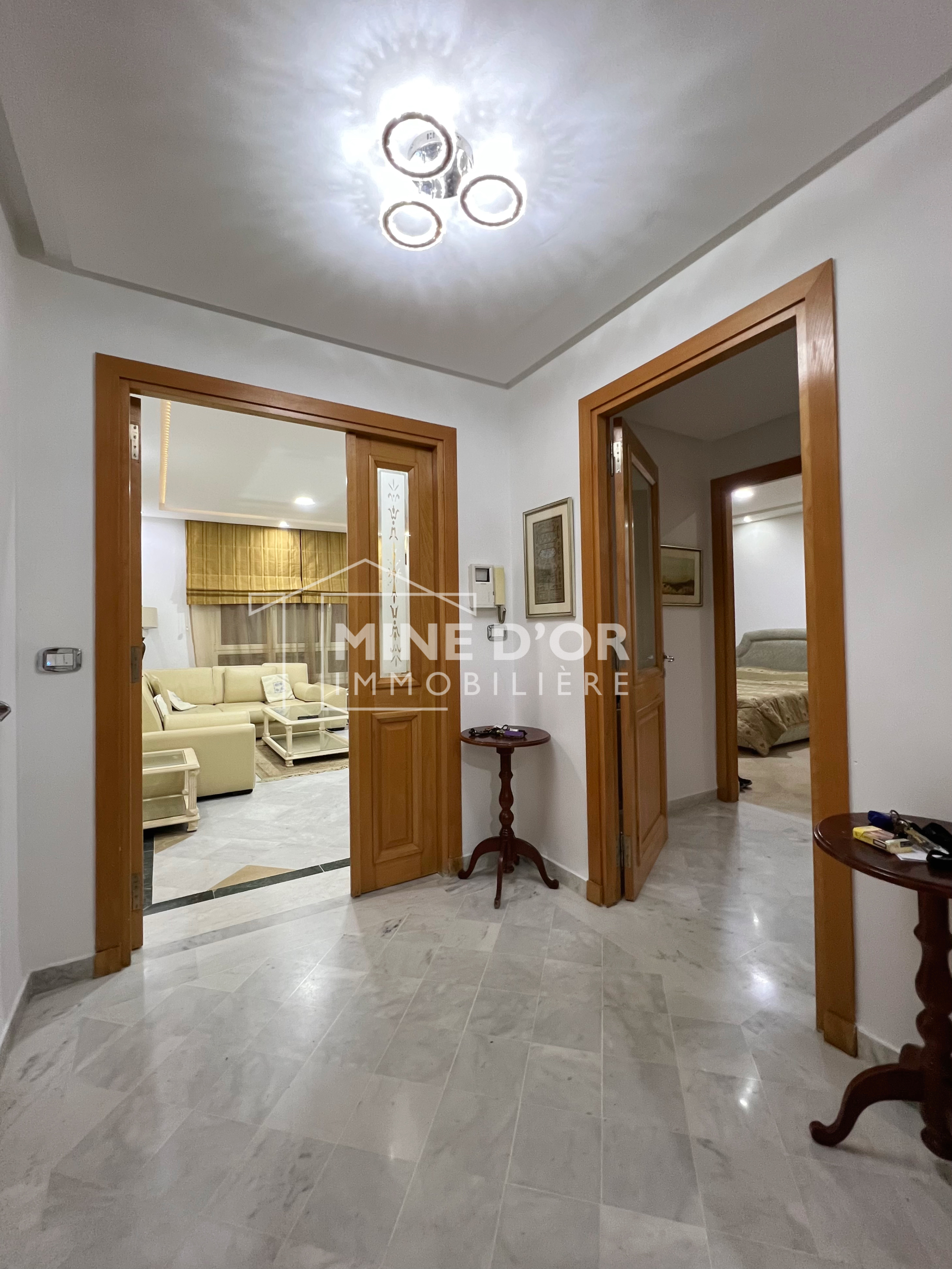 Cite El Khadra&nbsp;Zone urbaine nord&nbsp;Location&nbsp;Appart. 3 pi�ces&nbsp;Al appartement richement meubl� au centre urbain