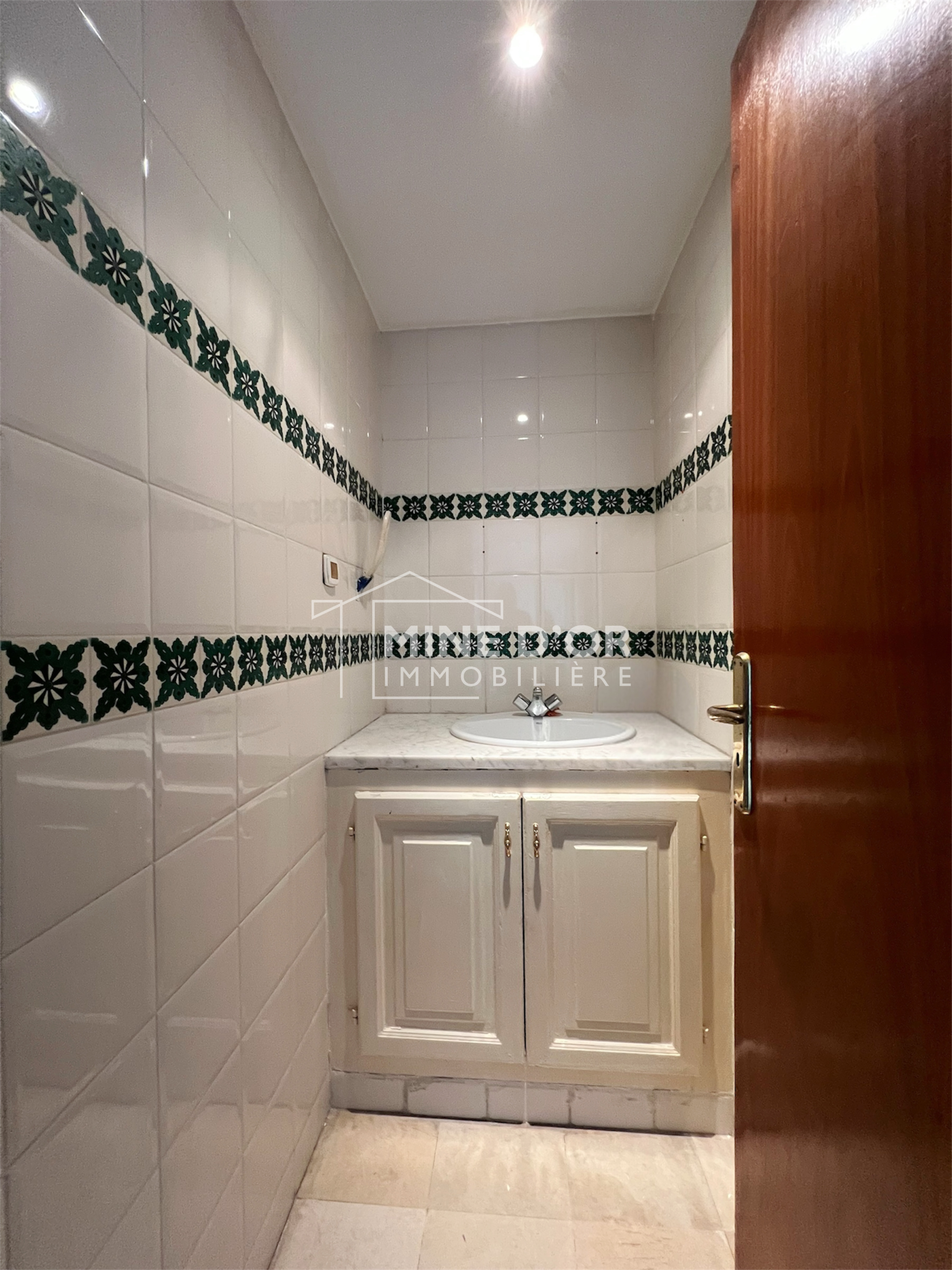 Bab Bhar&nbsp;Montplaisir&nbsp;Bureaux & Commerces&nbsp;Bureau&nbsp;Bureau h4 accesible � montplaisir