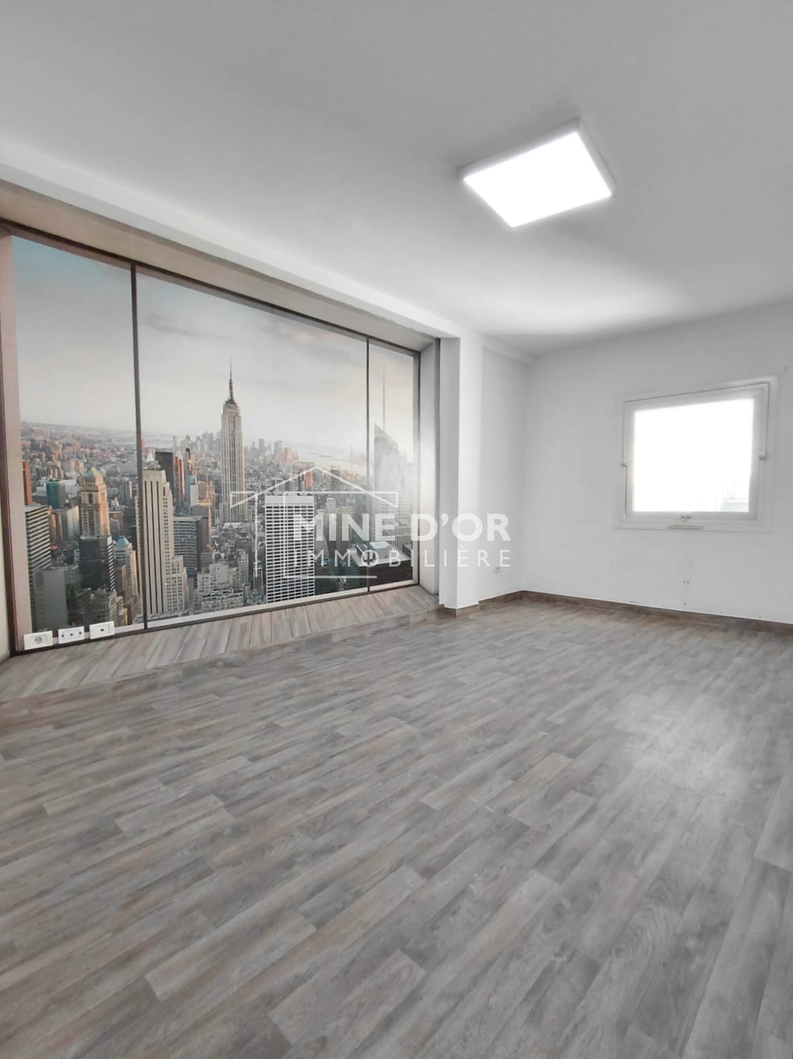 Bab Bhar&nbsp;Montplaisir&nbsp;Bureaux & Commerces&nbsp;Bureau&nbsp;Al bureau en 4espaces � montplaisir