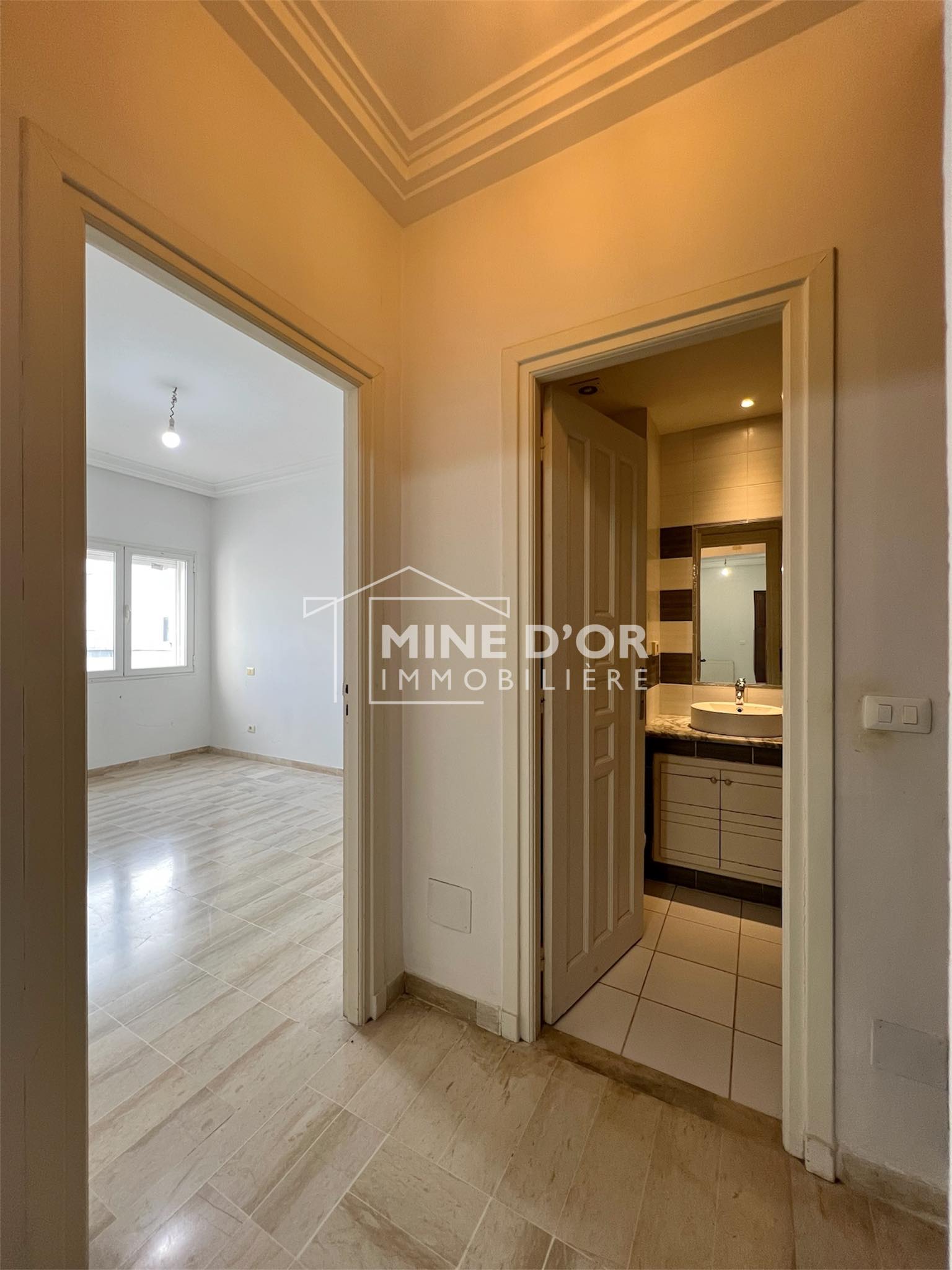 Cite El Khadra&nbsp;Zone urbaine nord&nbsp;Location&nbsp;Appart. 2 pi�ces&nbsp;Al apprt s1 meuble ou vide au cun