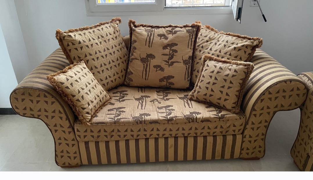 Bou Mhel El Bassatine&nbsp;Bou Mhel&nbsp;Salon - Salle � manger &nbsp;Canap�s&nbsp;Canap� 2 places et 3 places