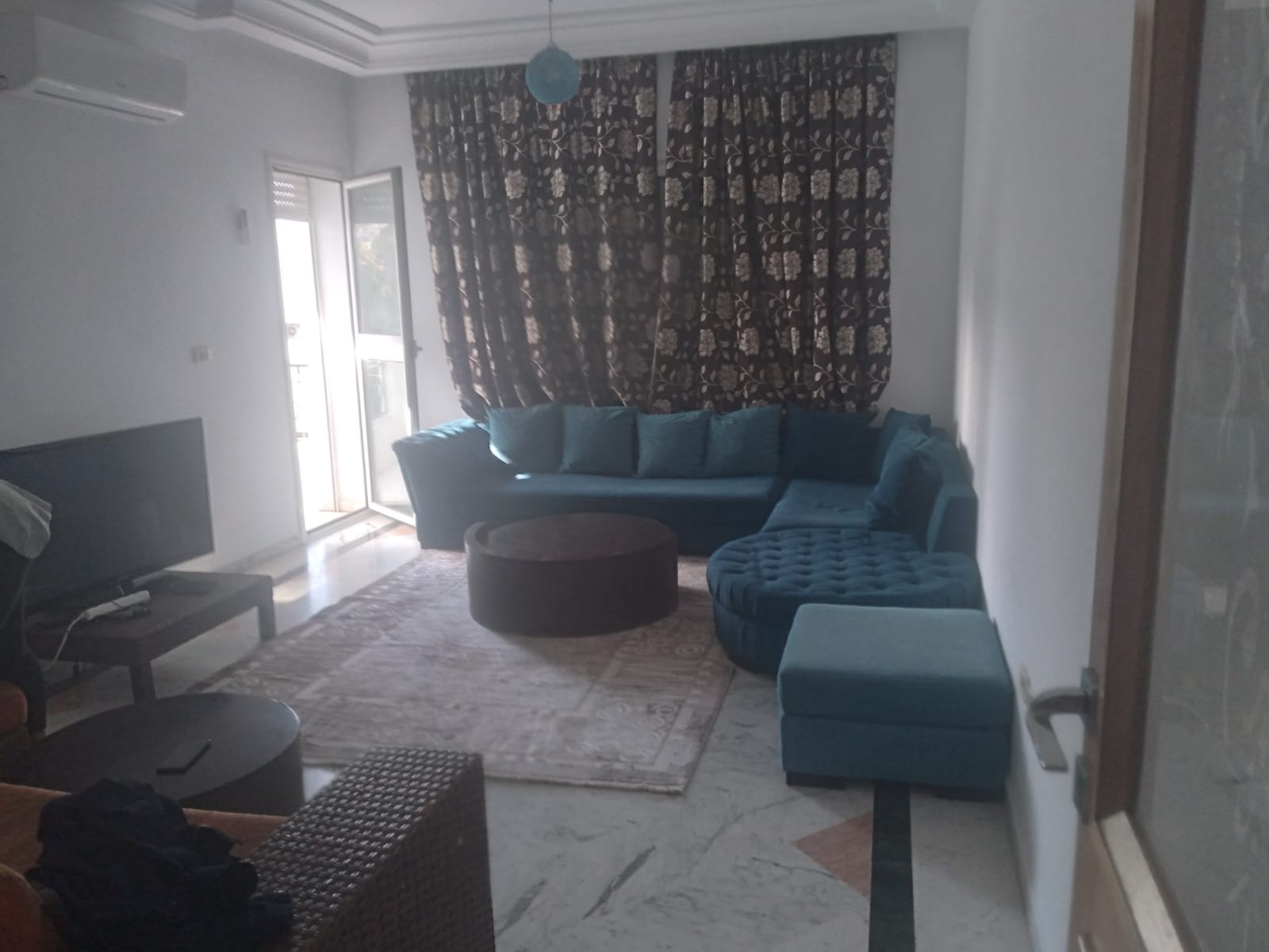 Ariana Ville&nbsp;Cite Ennasr 1&nbsp;Location&nbsp;Appart. 3 pi�ces&nbsp;S2 meubl� � l'ann�e