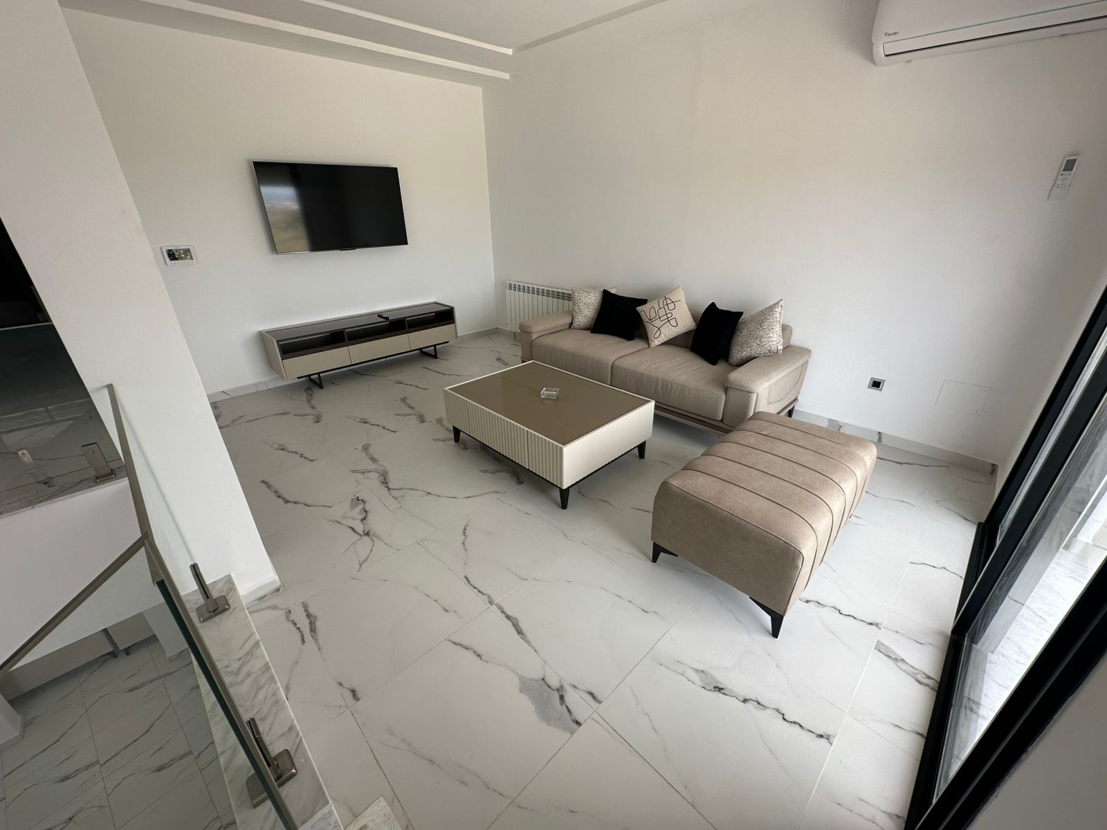 Akouda&nbsp;Chatt Meriem&nbsp;Vente&nbsp;Maisons&nbsp;Villa du luxe a double fa�ade a chatt mariem