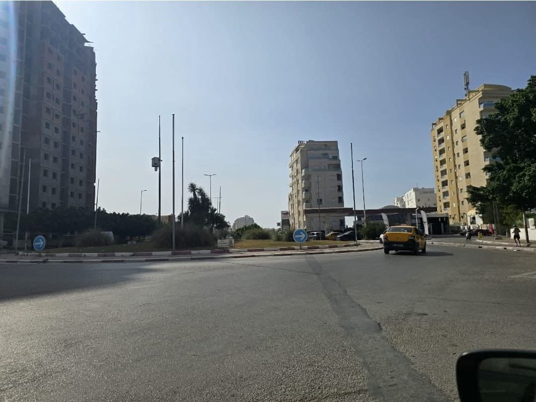 Sousse Jaouhara&nbsp;Sousse Khezama&nbsp;Vente&nbsp;Surfaces&nbsp;Un terrain r4 � sousse khezema caf� tulipe