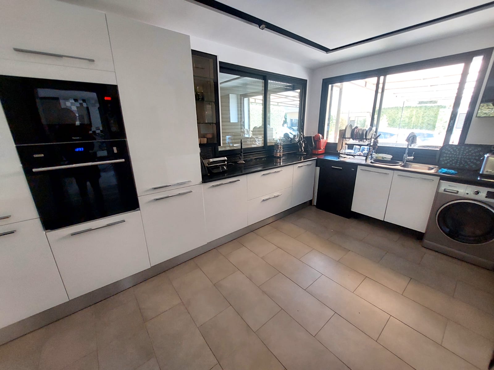 La Soukra&nbsp;La Soukra&nbsp;Location&nbsp;Maisons&nbsp;Villa s3 avec piscine et jardin � la soukra