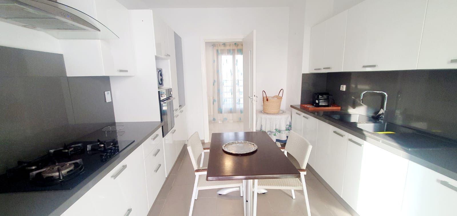 La Marsa&nbsp;Gammart&nbsp;Location&nbsp;Appart. 4 pi�ces&nbsp;Penthouse s3 meubl� � gammarth