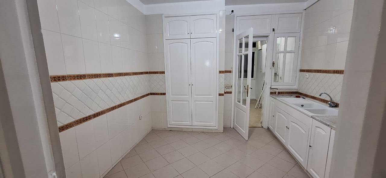 Ain Zaghouan&nbsp;Ain Zaghouan&nbsp;Location&nbsp;Appart. 3 pi�ces&nbsp;S2 � ain zaghouan cot� kamoun auto