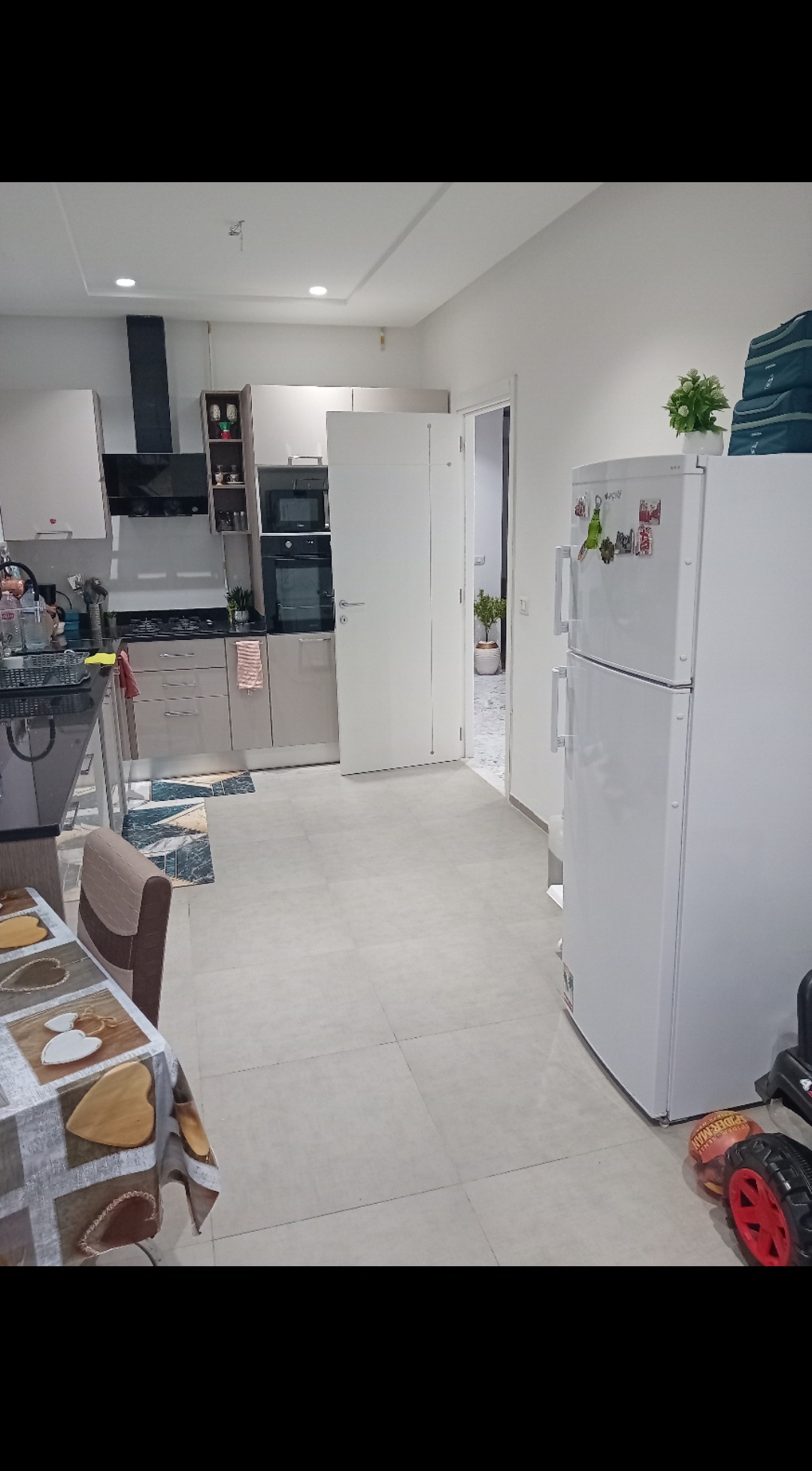 La Soukra&nbsp;Chotrana 1&nbsp;Vente&nbsp;Appart. 4 pi�ces&nbsp;Annonce publi�e par un particulier pas d'agence