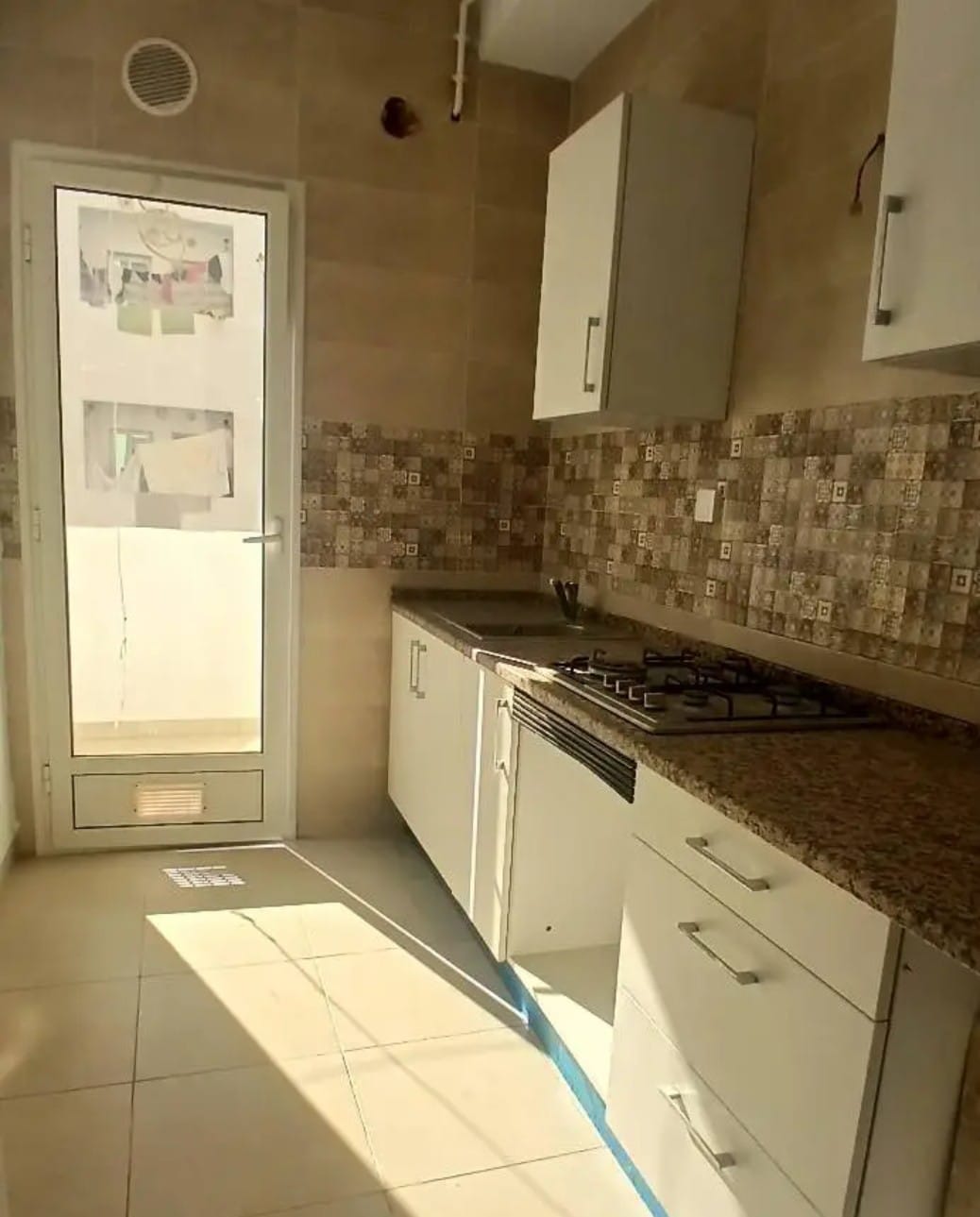 La Marsa&nbsp;El Aouina&nbsp;Location&nbsp;Appart. 2 pi�ces&nbsp;Appartement s1 � cit� el  wahat