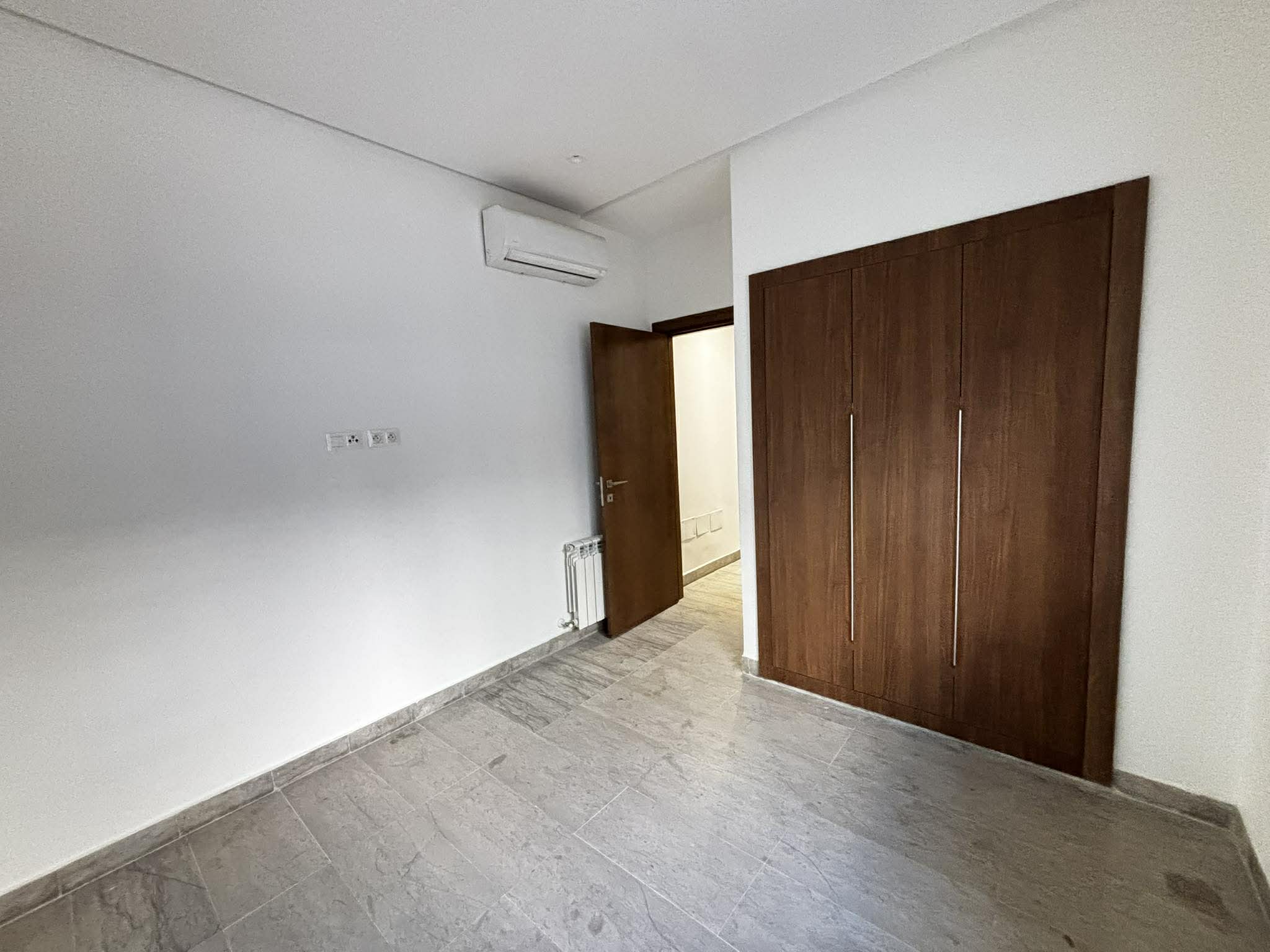 La Soukra&nbsp;Chotrana 3&nbsp;Location&nbsp;Appart. 2 pi�ces&nbsp;S1 l chotrana 3