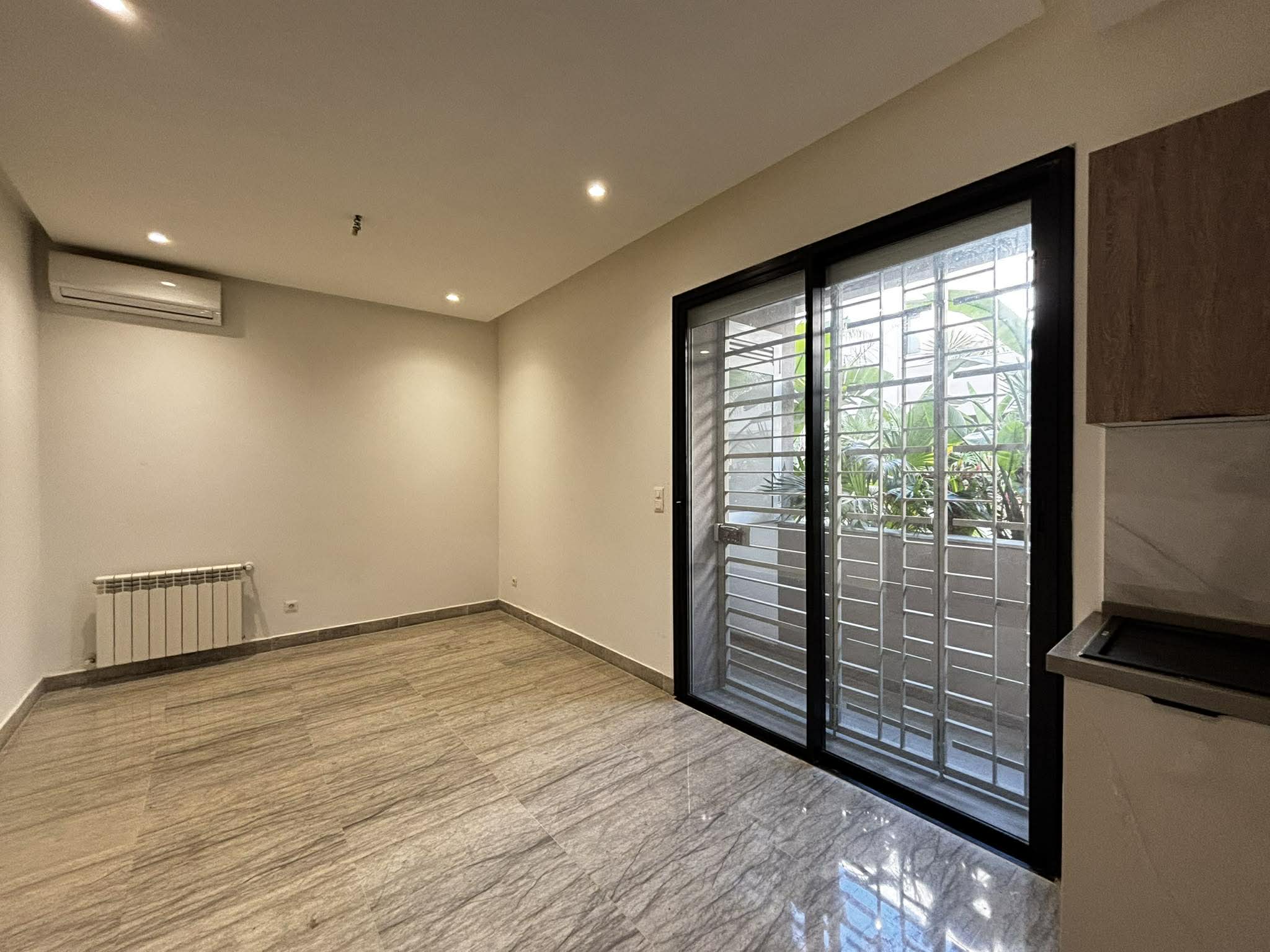 La Soukra&nbsp;Chotrana 3&nbsp;Location&nbsp;Appart. 2 pi�ces&nbsp;S1 l chotrana 3