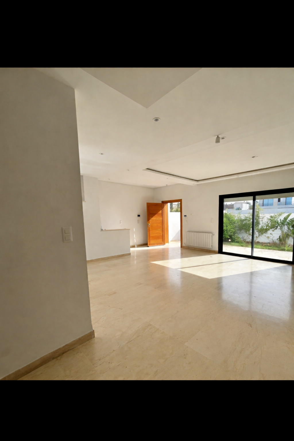 La Soukra&nbsp;Chotrana 3&nbsp;Location&nbsp;Maisons&nbsp;Triplex  soukra   haut standing