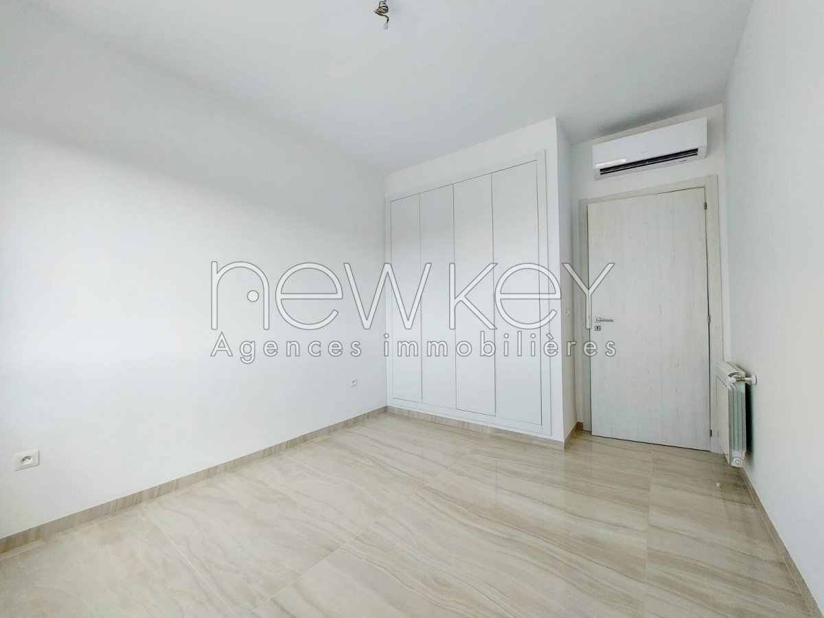 La Marsa&nbsp;Sidi Daoud&nbsp;Location&nbsp;Appart. 4 pi�ces&nbsp;S3 jamais habit� � la marsa