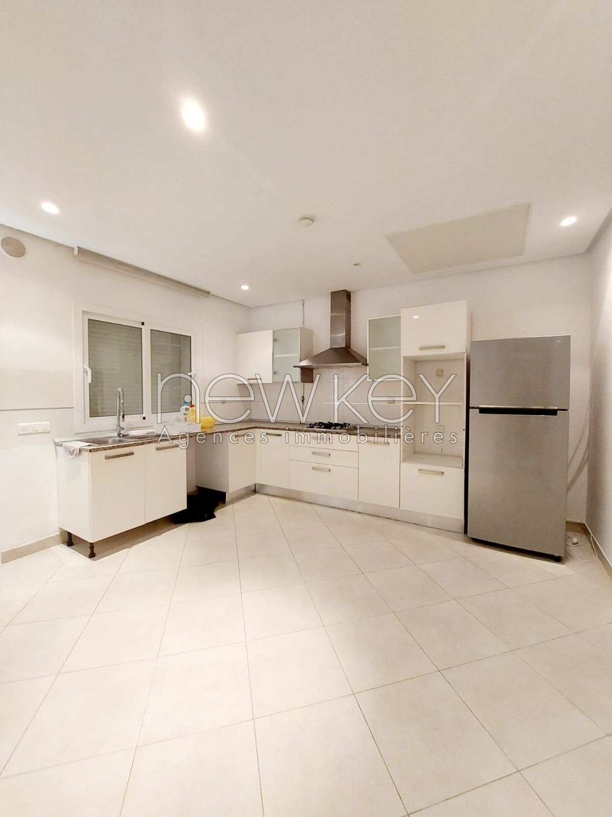 La Marsa&nbsp;Gammart&nbsp;Location&nbsp;Appart. 3 pi�ces&nbsp;Une villa meubl�e � gammarth