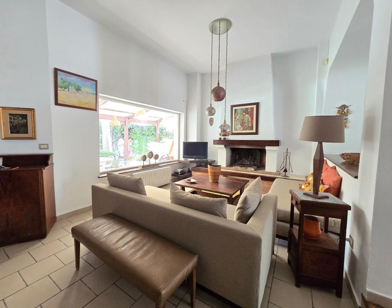 La Marsa&nbsp;Marsa Ennassim&nbsp;Location&nbsp;Maisons&nbsp;Villa meubl�e � la marsa r�f 8766a