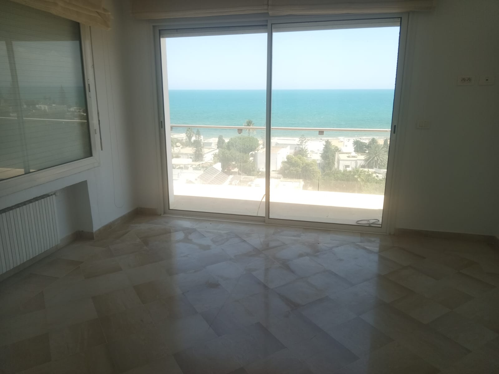 La Marsa&nbsp;Marsa Safsaf&nbsp;Location&nbsp;Appart. 3 pi�ces&nbsp;Appartement plein vue sur mer � la marsa