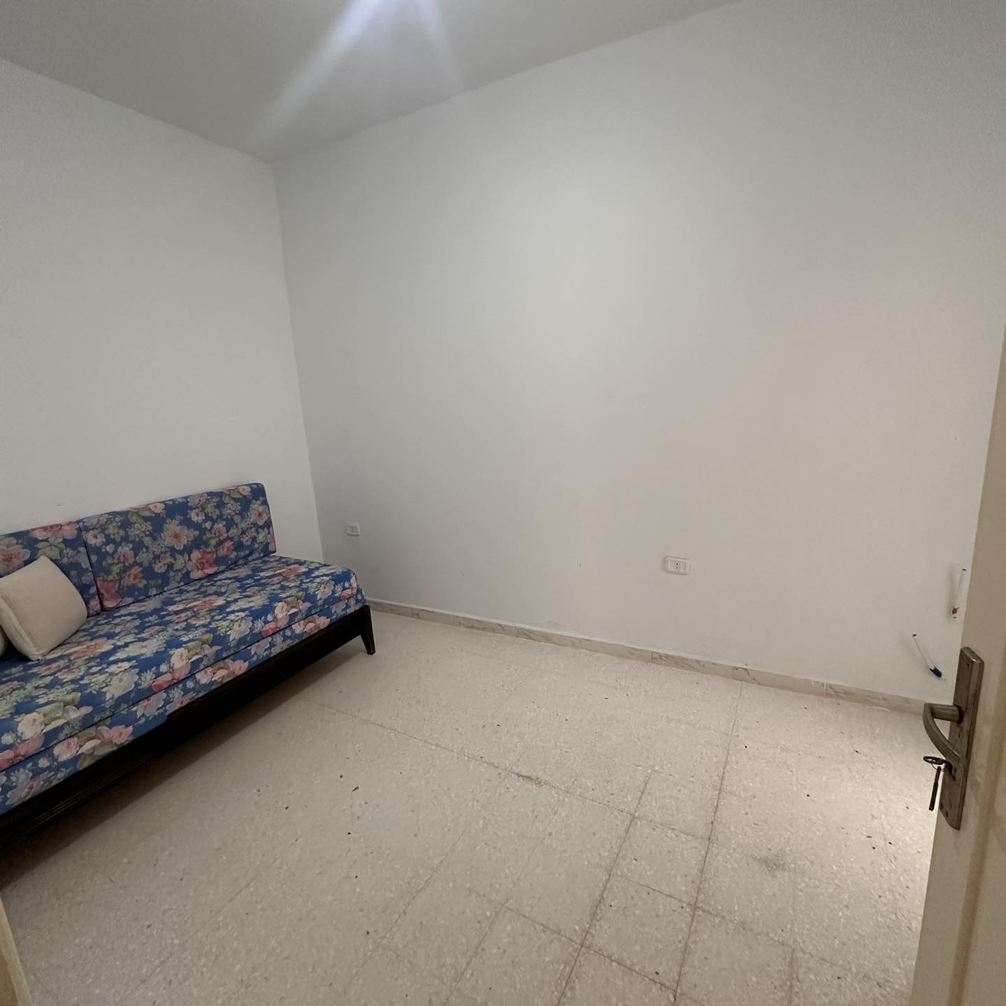 Hammam Chatt&nbsp;Borj Cedria&nbsp;Location&nbsp;Appart. 3 pi�ces&nbsp;Appartement s2 au rdc d'une villa