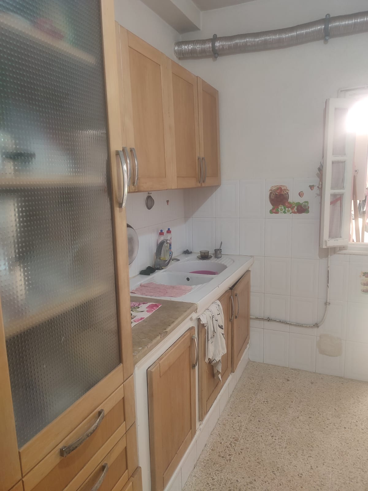 La Soukra&nbsp;Borj Louzir&nbsp;Location&nbsp;Appart. 3 pi�ces&nbsp;Appartement meubl� cit� saha borj louzir