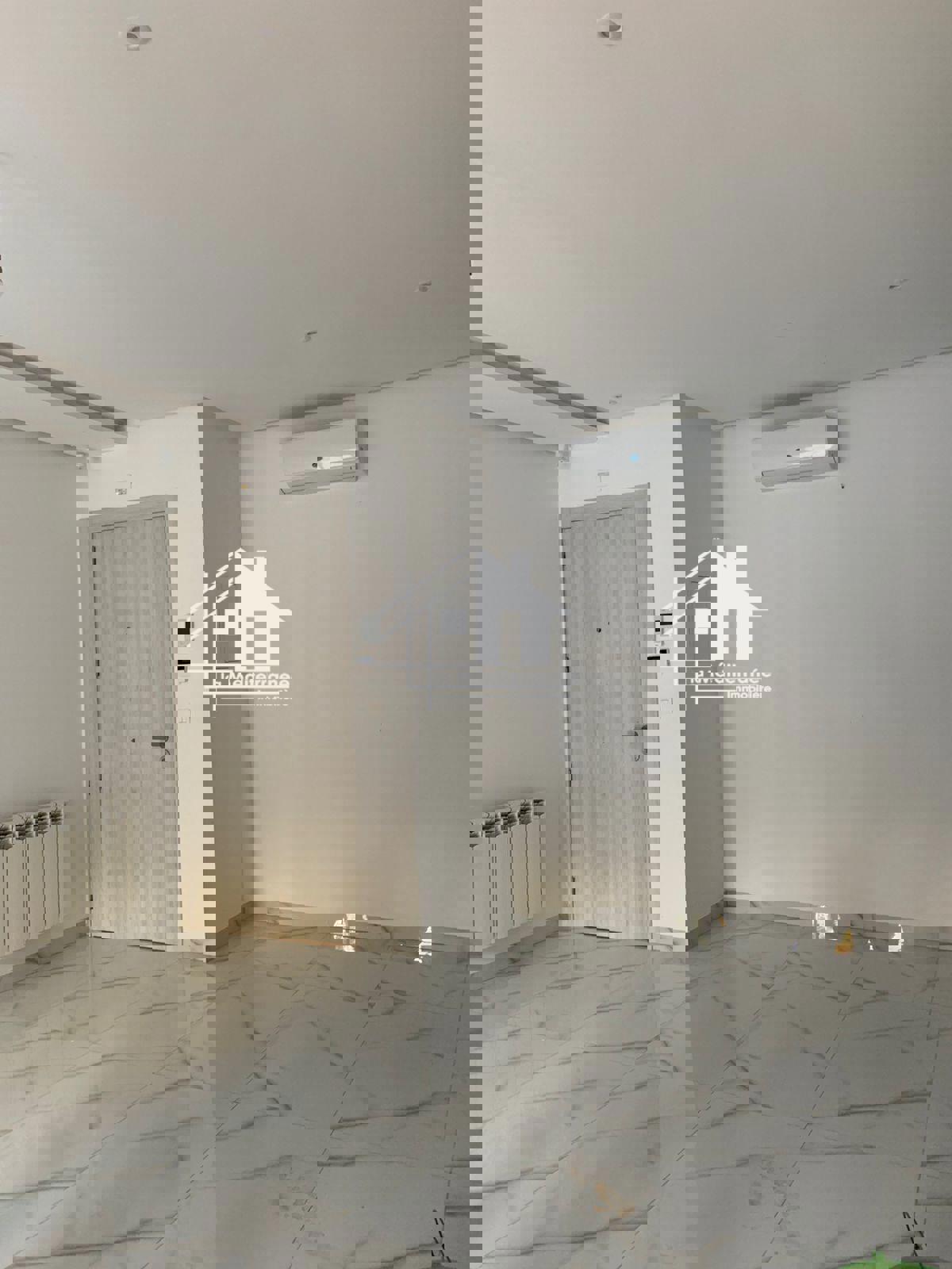 Ariana Ville&nbsp;Cite Ennasr 2&nbsp;Location&nbsp;Appart. 1 pi�ce&nbsp;Un appartement s 1 haut standing � ennasr