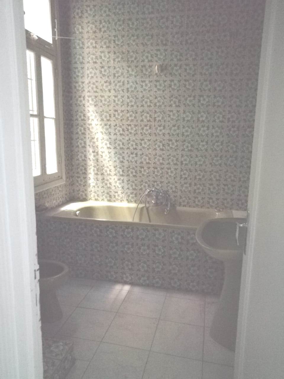 El Menzah&nbsp;Tunis Belvedere&nbsp;Vente&nbsp;Appart. 3 pi�ces&nbsp;Appart hall trois pi�ces au 1er �tage