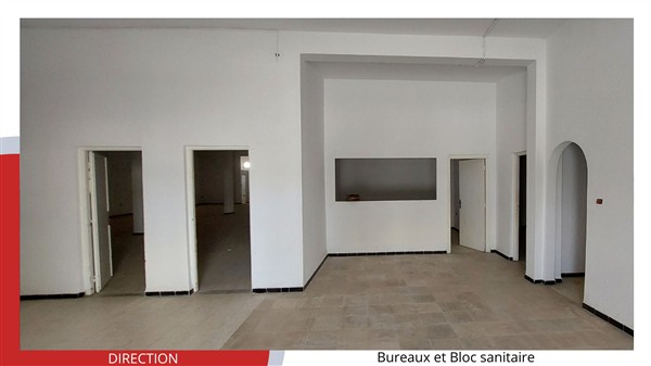 Hammam Chatt&nbsp;Bir El Bey&nbsp;Bureaux & Commerces&nbsp;Atelier,Garage&nbsp;Terrain industriel avec b�timent