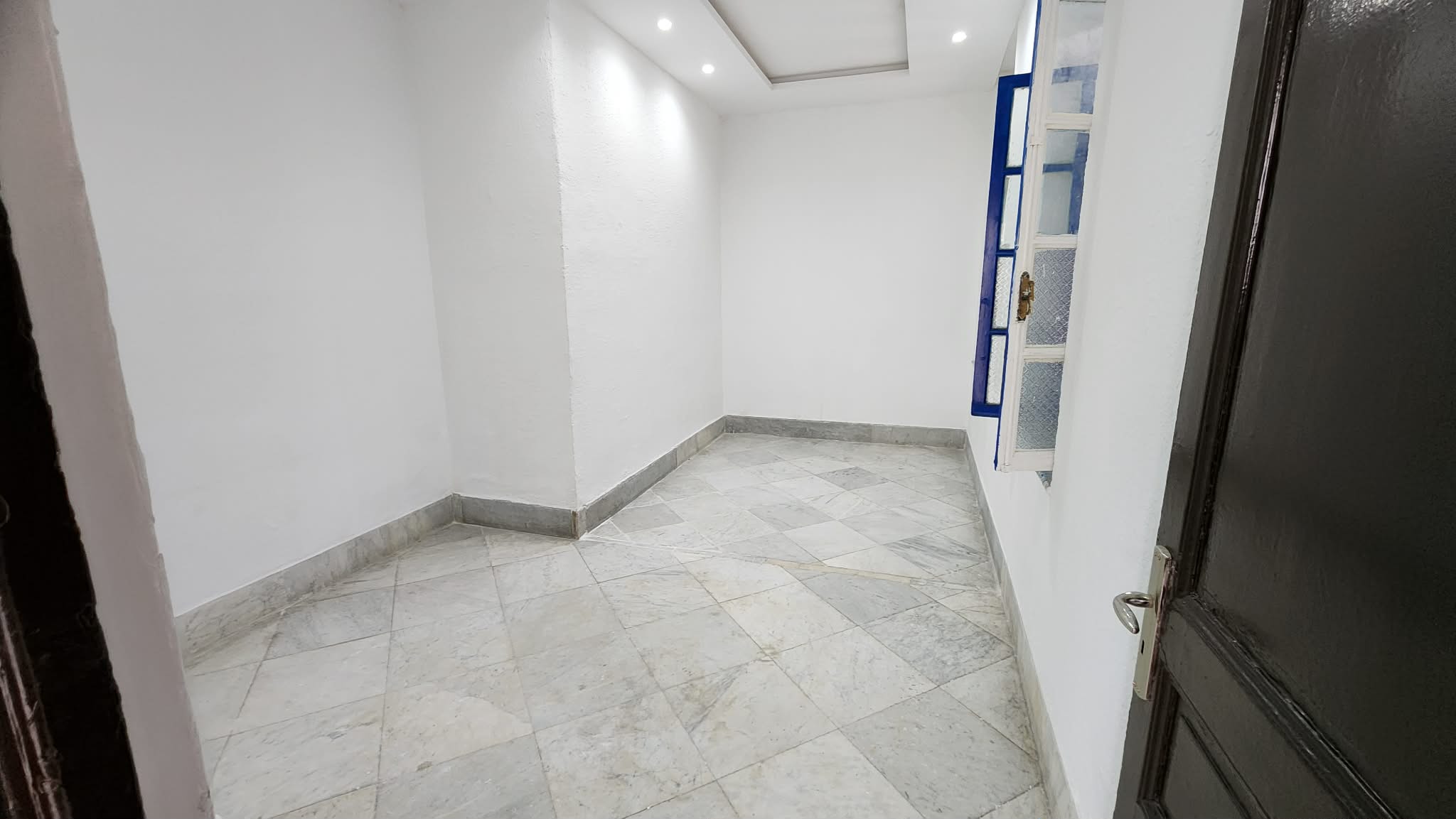 Bab Bhar&nbsp;Bab El Jazira&nbsp;Location&nbsp;Appart. 3 pi�ces&nbsp;Appartement s3 rue el jazira