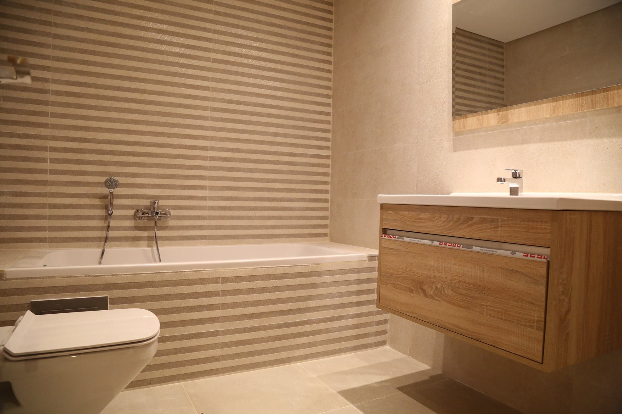 Ain Zaghouan&nbsp;Ain Zaghouan&nbsp;Location&nbsp;Appart. 3 pi�ces&nbsp;S3 la soukra rue du parc