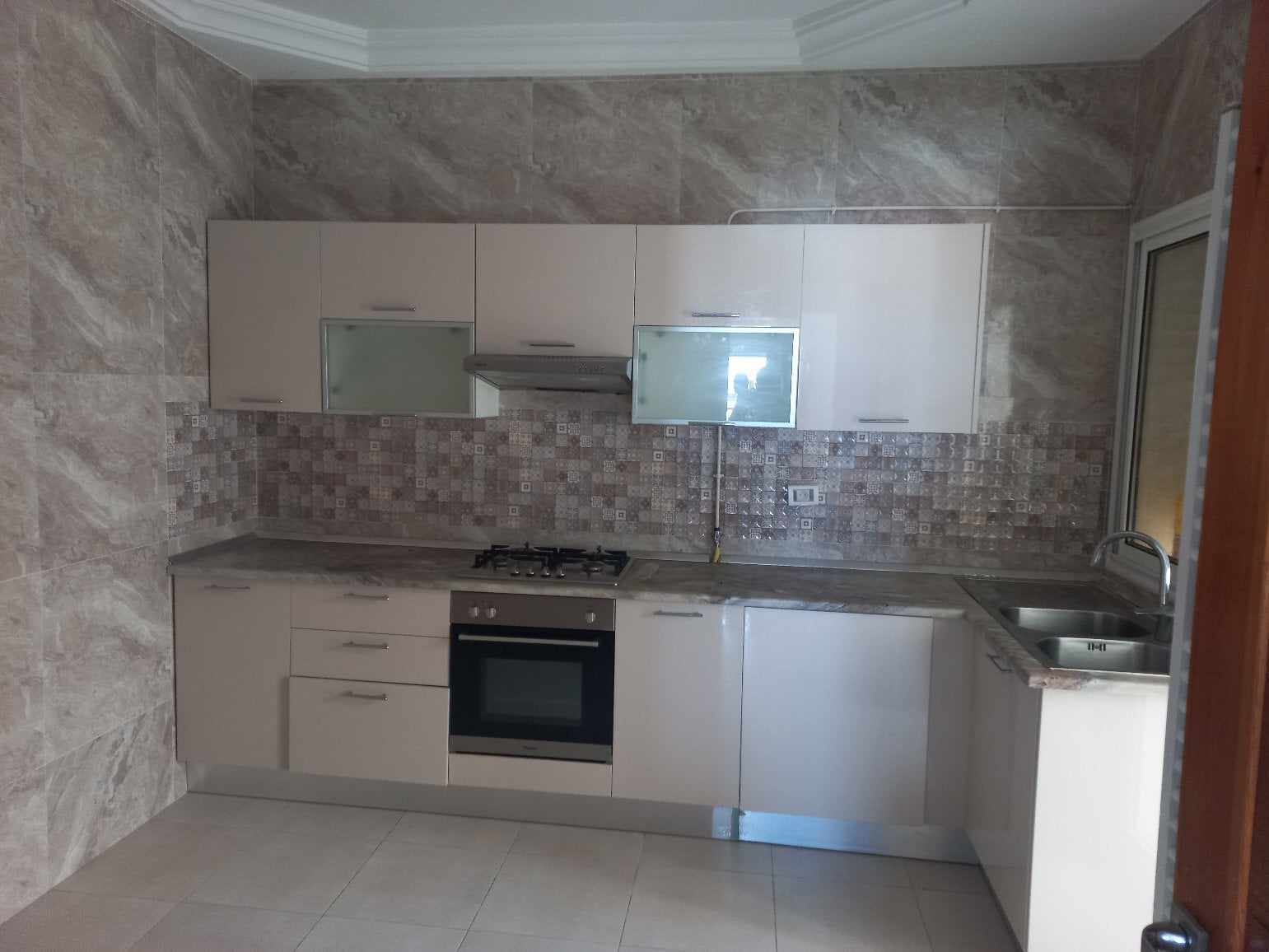 La Soukra&nbsp;La Soukra&nbsp;Location&nbsp;Appart. 3 pi�ces&nbsp;Appartement s3 la soukra sidi fradj