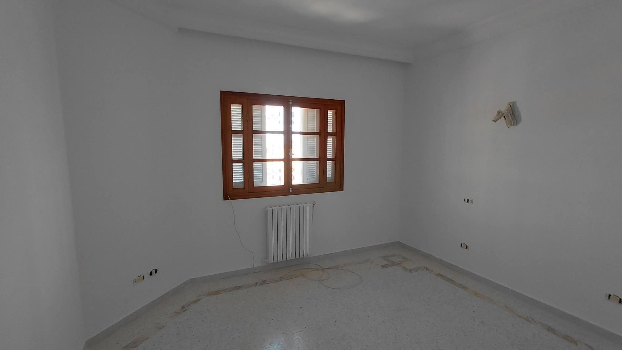 Ariana Ville&nbsp;Cite Ennasr 2&nbsp;Location&nbsp;Maisons&nbsp;Etage de villa s4 a ennasr 2 wb4419