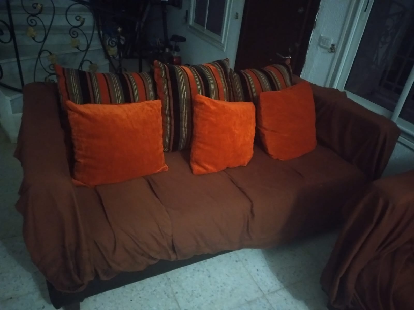 El Omrane Superieur&nbsp;El Omrane Superieur&nbsp;Salon - Salle � manger &nbsp;Salons&nbsp;Salon meublatex