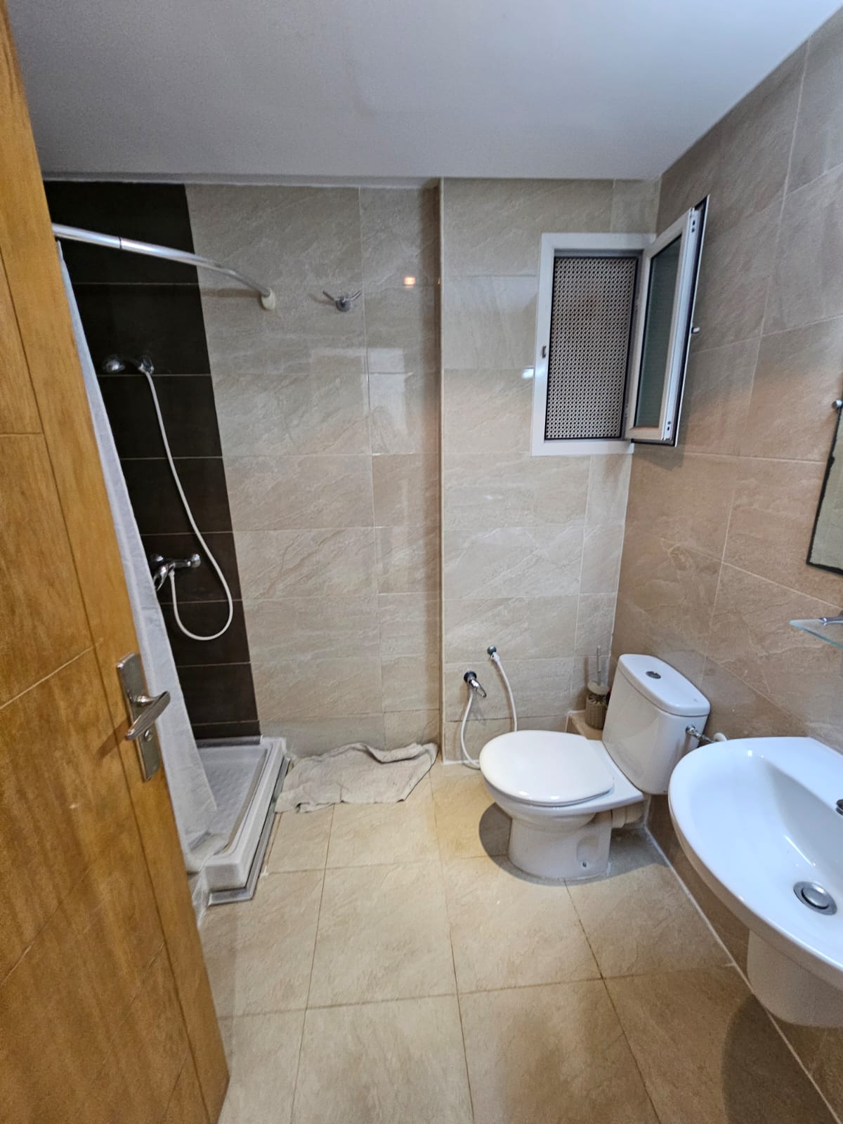 Ain Zaghouan&nbsp;Ain Zaghouan&nbsp;Vente&nbsp;Appart. 2 pi�ces&nbsp;S plus un spacieux