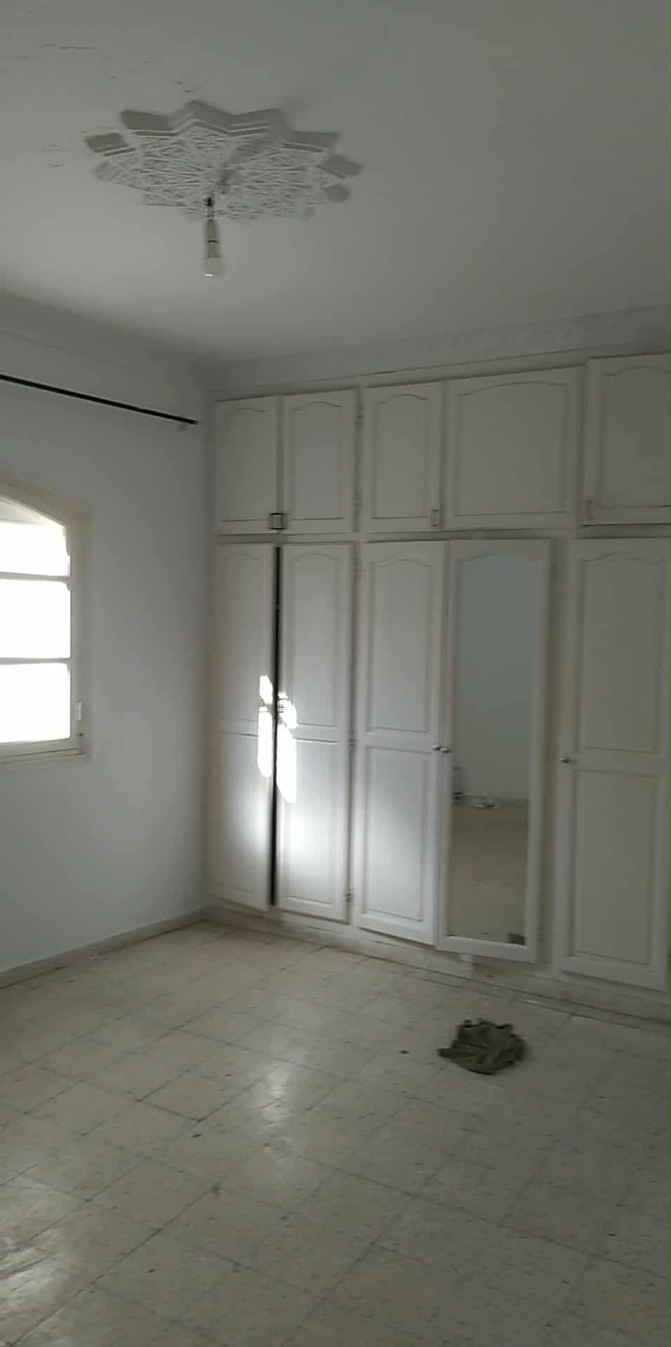 El Kram&nbsp;Le Kram Ouest&nbsp;Location&nbsp;Maisons&nbsp;Premier �tage de maison salon et 2 chambres