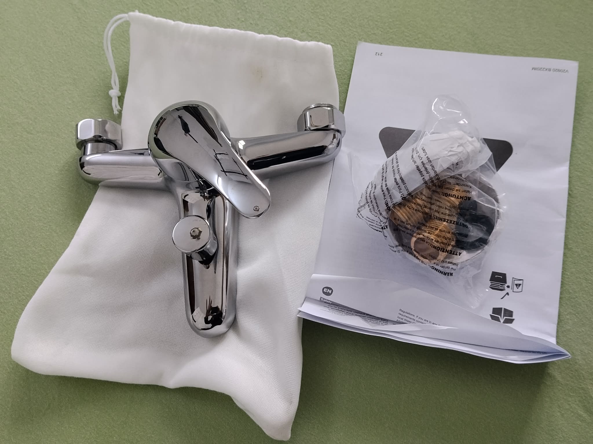 Sfax Ville&nbsp;Sfax&nbsp;Meubles de cuisine et salle de bain&nbsp;Accessoires Salle de Bains&nbsp;3 mitigeurs import�s neufs