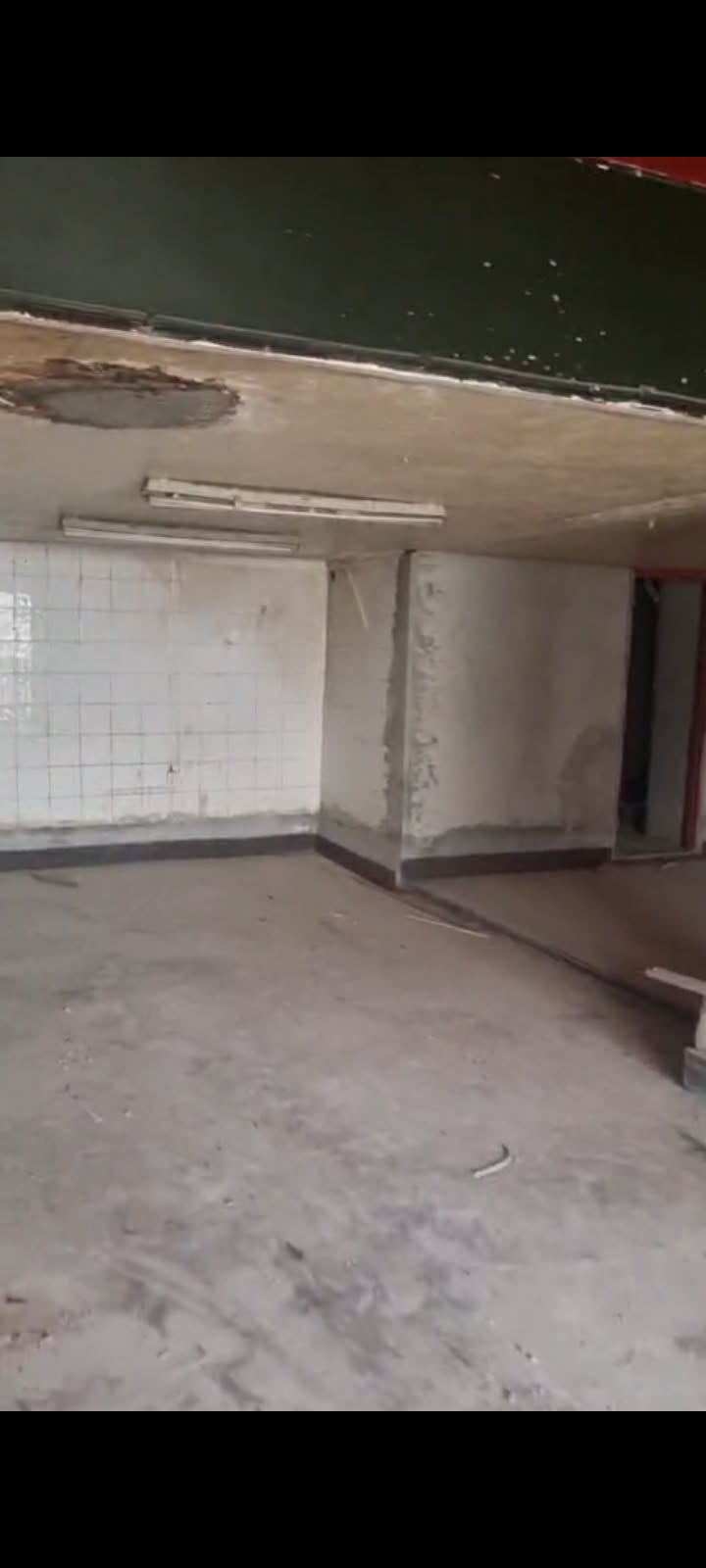 El Menzah&nbsp;El Menzah 4&nbsp;Bureaux & Commerces&nbsp;Surfaces&nbsp;Al commerce menzeh5