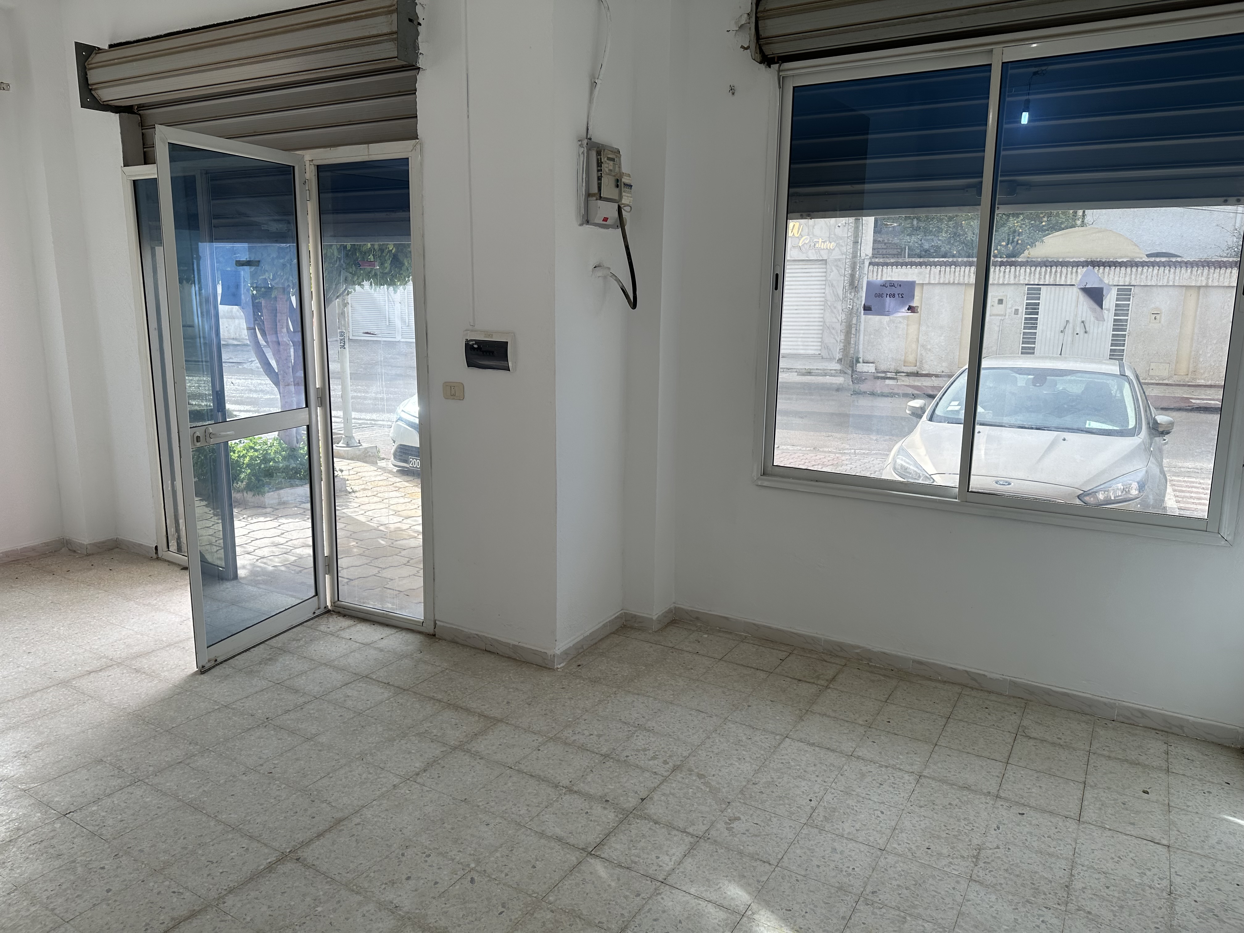 Bou Mhel El Bassatine&nbsp;Bou Mhel&nbsp;Bureaux & Commerces&nbsp;Surfaces&nbsp;Grand local commercial 57m boumhel el bassatine