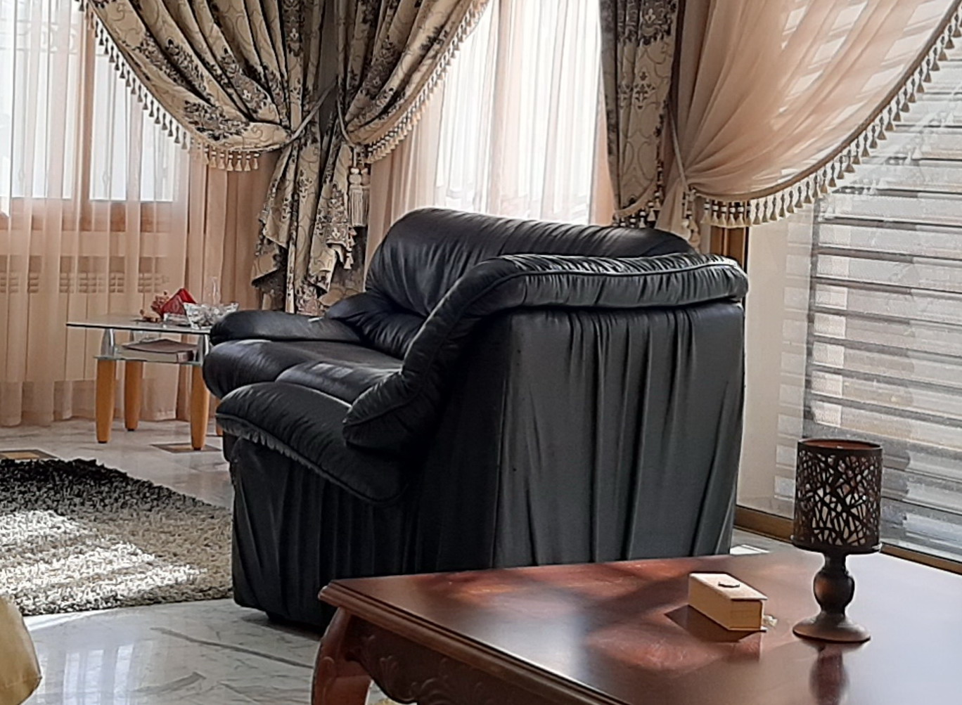 Sfax Ville&nbsp;Sfax&nbsp;Salon - Salle � manger &nbsp;Salons&nbsp;Salon noir