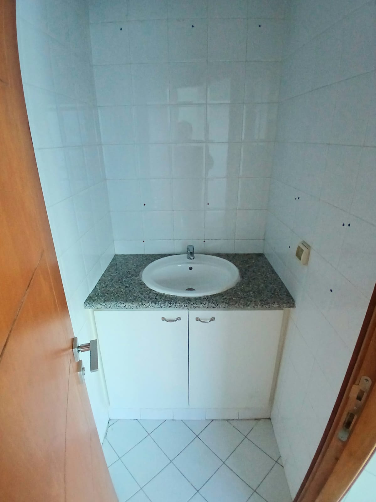 El Menzah&nbsp;Tunis Belvedere&nbsp;Bureaux & Commerces&nbsp;Bureau&nbsp;Avenue de la libert�  bureau a2