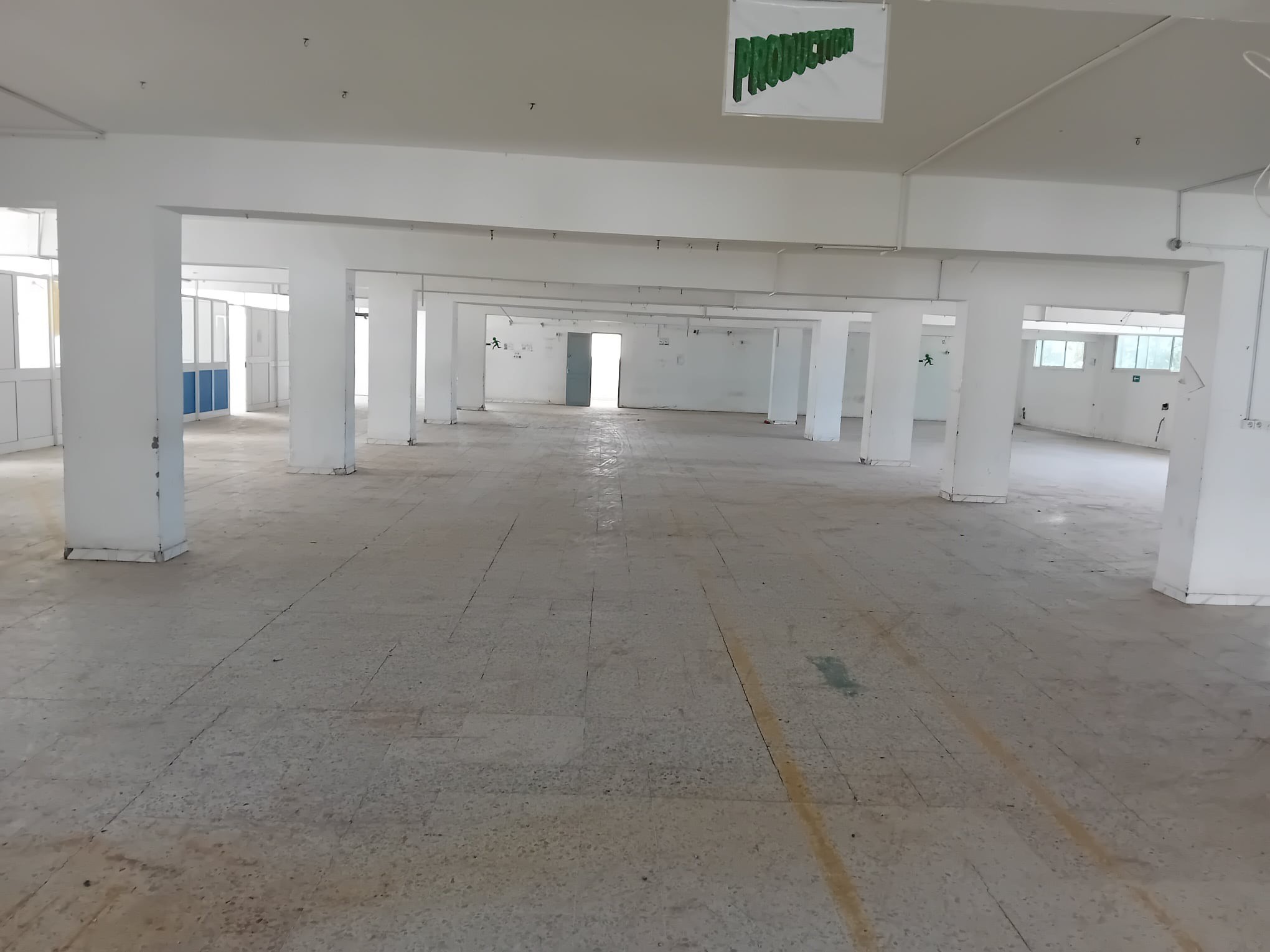 Le Bardo&nbsp;Ksar Said&nbsp;Location&nbsp;Surfaces&nbsp;2 �tages de 1600 m2 � ksar said