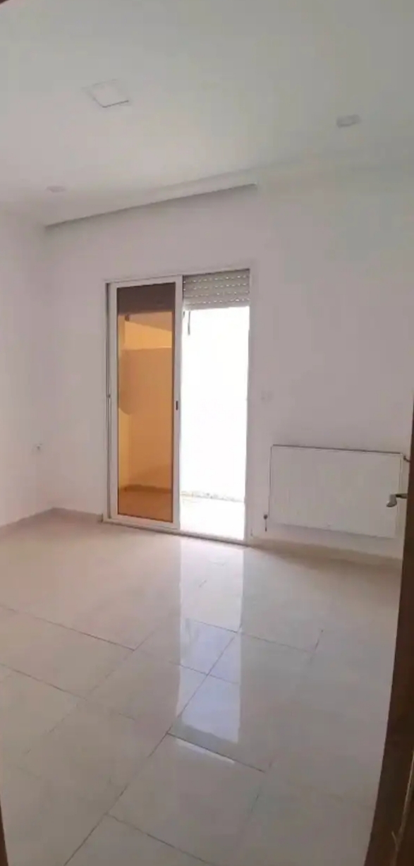 La Marsa&nbsp;Cite El Moustakbel (La Marsa)&nbsp;Location&nbsp;Appart. 2 pi�ces&nbsp;S plus 1 marsa sidi ablaziz