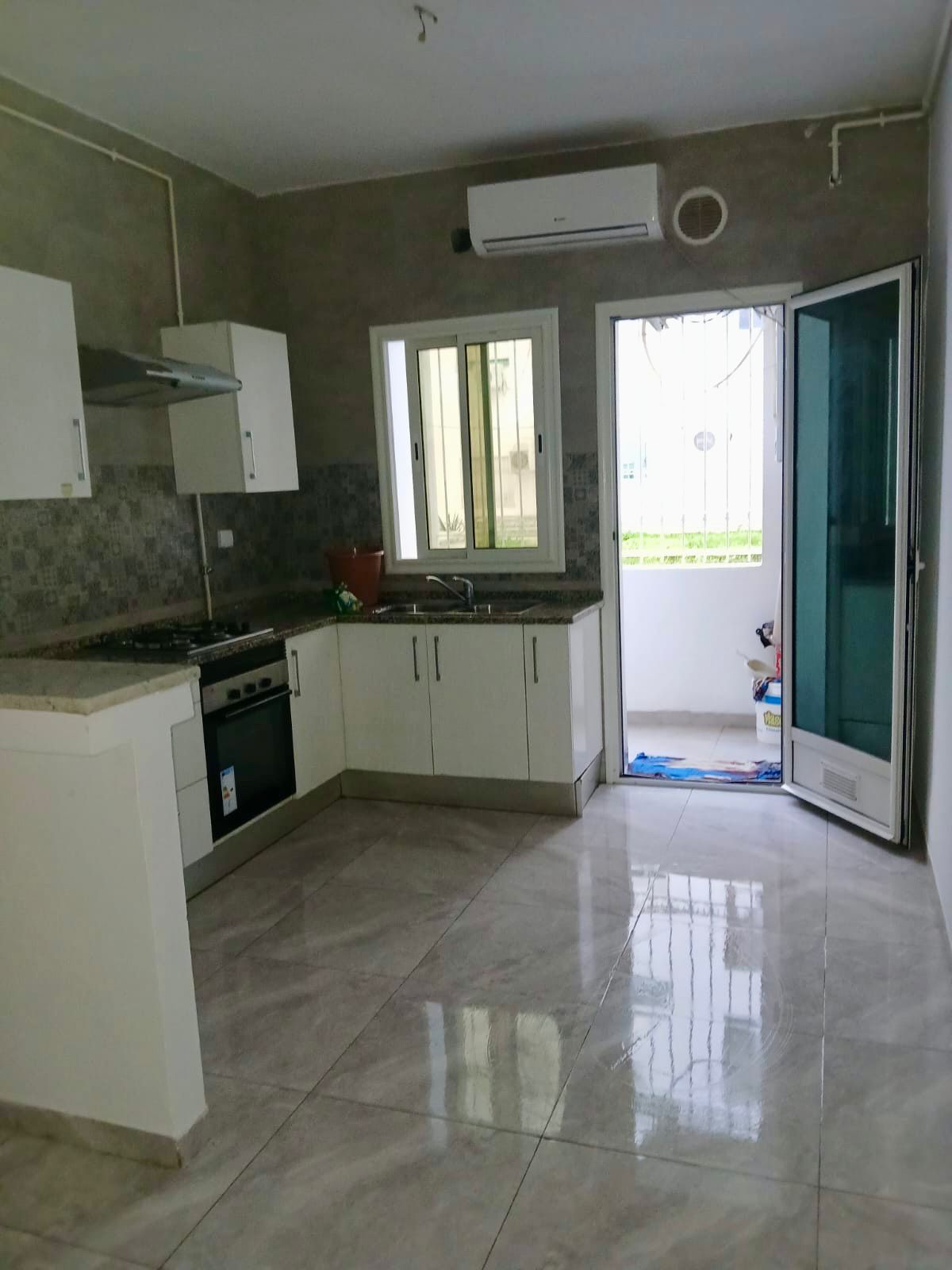 Ain Zaghouan&nbsp;Ain Zaghouan&nbsp;Location&nbsp;Appart. 3 pi�ces&nbsp;S plus 2 a cite les palmeraies