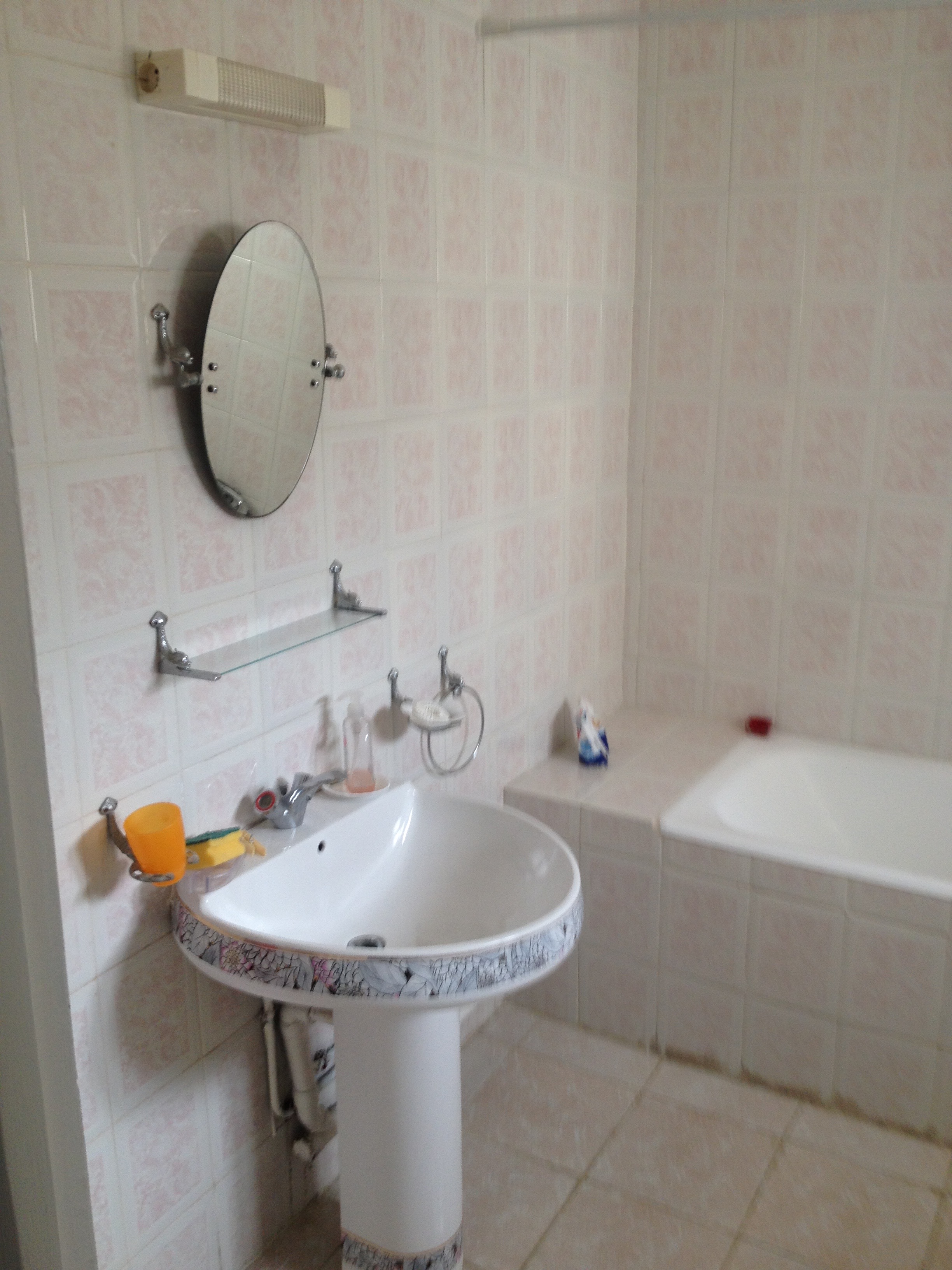 La Marsa&nbsp;Cite Essalama&nbsp;Location&nbsp;Appart. 4 pi�ces&nbsp;Villa avec jadin marsa