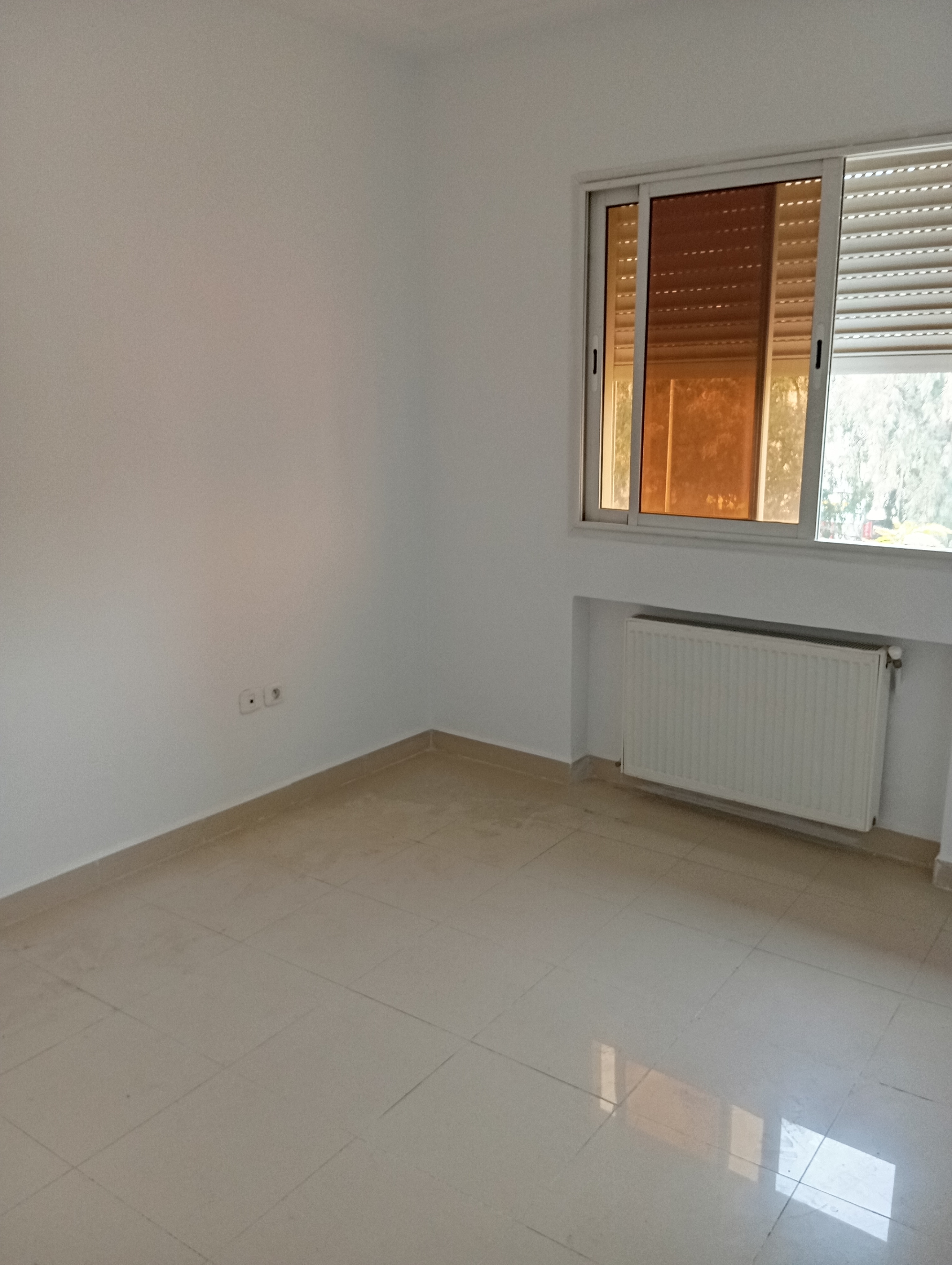 Cite El Khadra&nbsp;Cite El Khadra&nbsp;Location&nbsp;Appart. 3 pi�ces&nbsp;App h standing