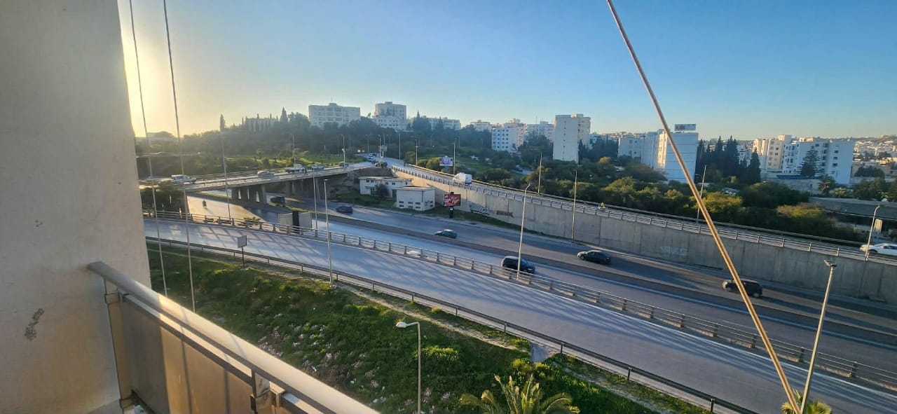 El Menzah&nbsp;Mutuelle Ville&nbsp;Location&nbsp;Appart. 4 pi�ces&nbsp;Apparemment s3