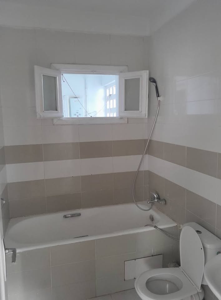 Ariana Ville&nbsp;Cite Jaafar&nbsp;Location&nbsp;Appart. 2 pi�ces&nbsp;Appartement  rez  chauss�e r�si emna nour jaafar