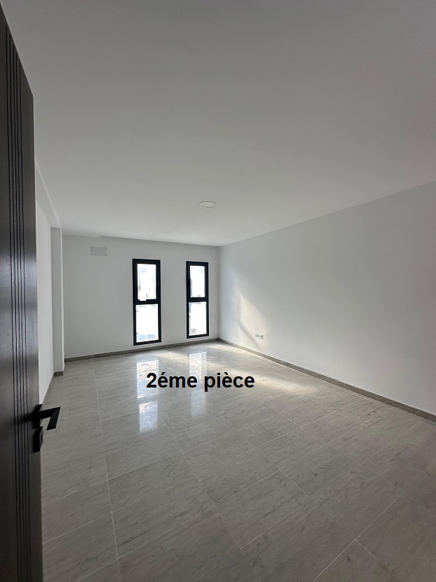 El Mourouj&nbsp;El Mourouj&nbsp;Location&nbsp;Appart. 3 pi�ces&nbsp;Bureau au mourouj 5