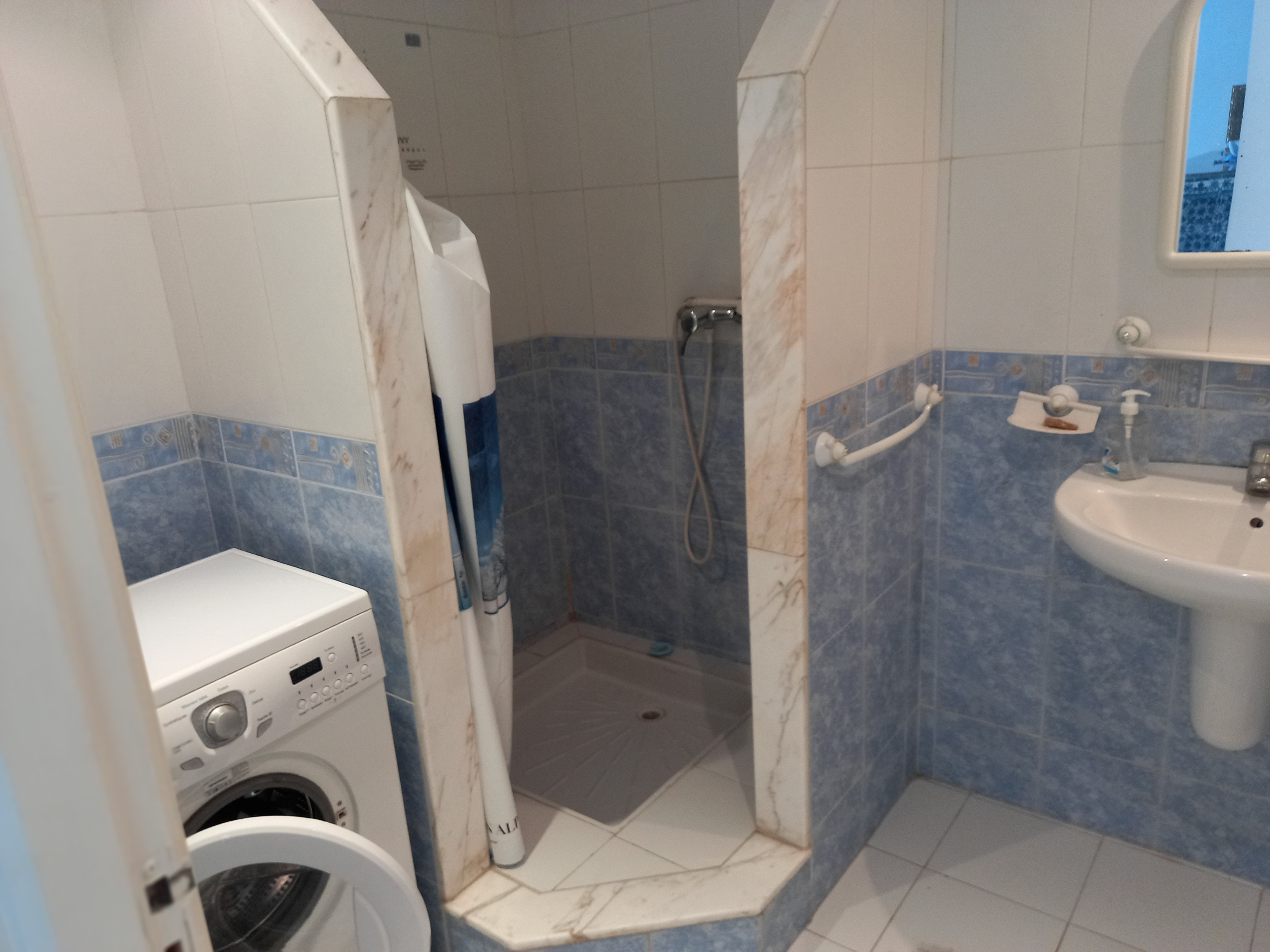 Mahdia&nbsp;Mahdia&nbsp;Location&nbsp;Appart. 1 pi�ce&nbsp;Appartement � mahdia