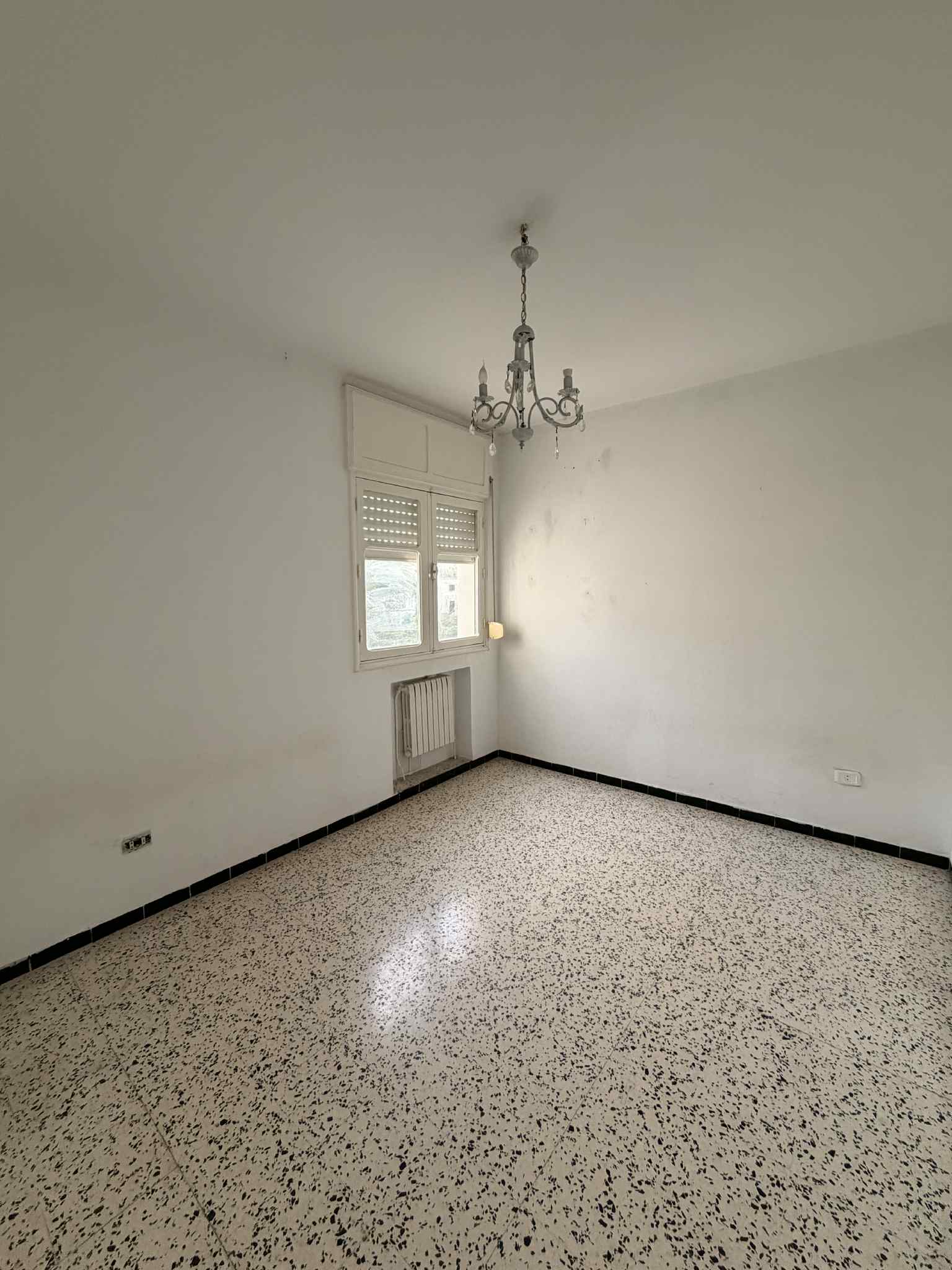 Ariana Ville&nbsp;Cite Des Roses&nbsp;Vente&nbsp;Appart. 4 pi�ces&nbsp;Appartement spacieux cit� les roses