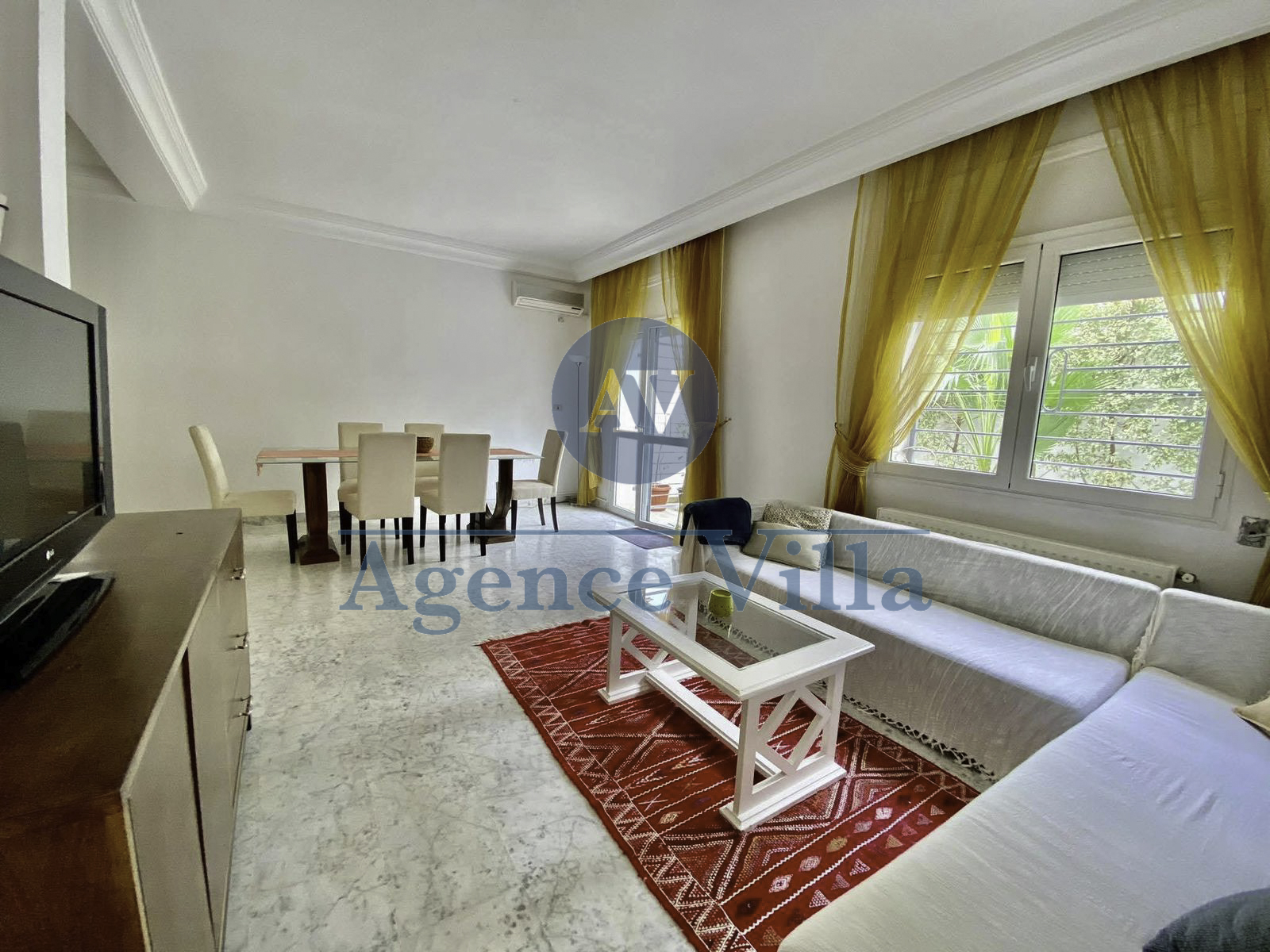 La Marsa&nbsp;Cite Du Stade&nbsp;Location&nbsp;Appart. 4 pi�ces&nbsp;Duplex s3 meubl� a cite stade la marsa