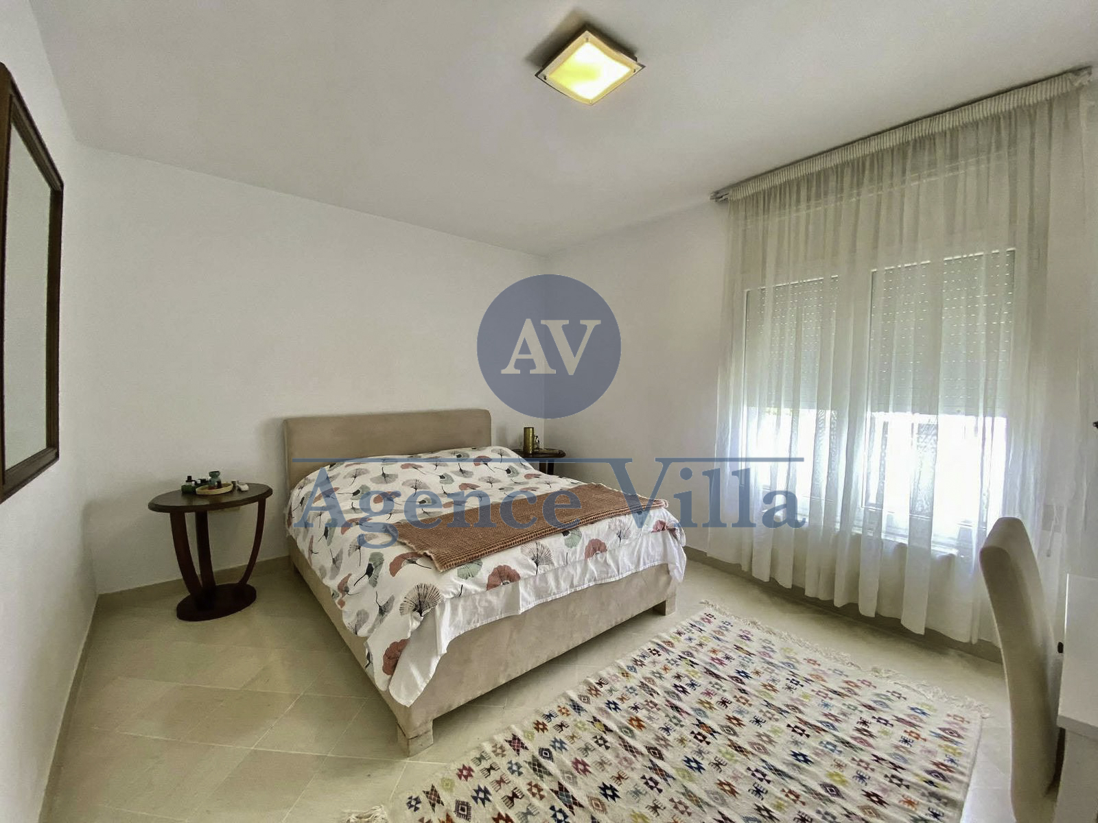 La Marsa&nbsp;Cite Du Stade&nbsp;Location&nbsp;Appart. 4 pi�ces&nbsp;Duplex s3 meubl� a cite stade la marsa