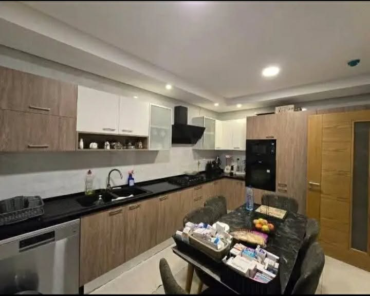 El Menzah&nbsp;El Menzah 9&nbsp;Vente&nbsp;Appart. 4 pi�ces&nbsp;Res a el manzah 9c 3 �me �tage